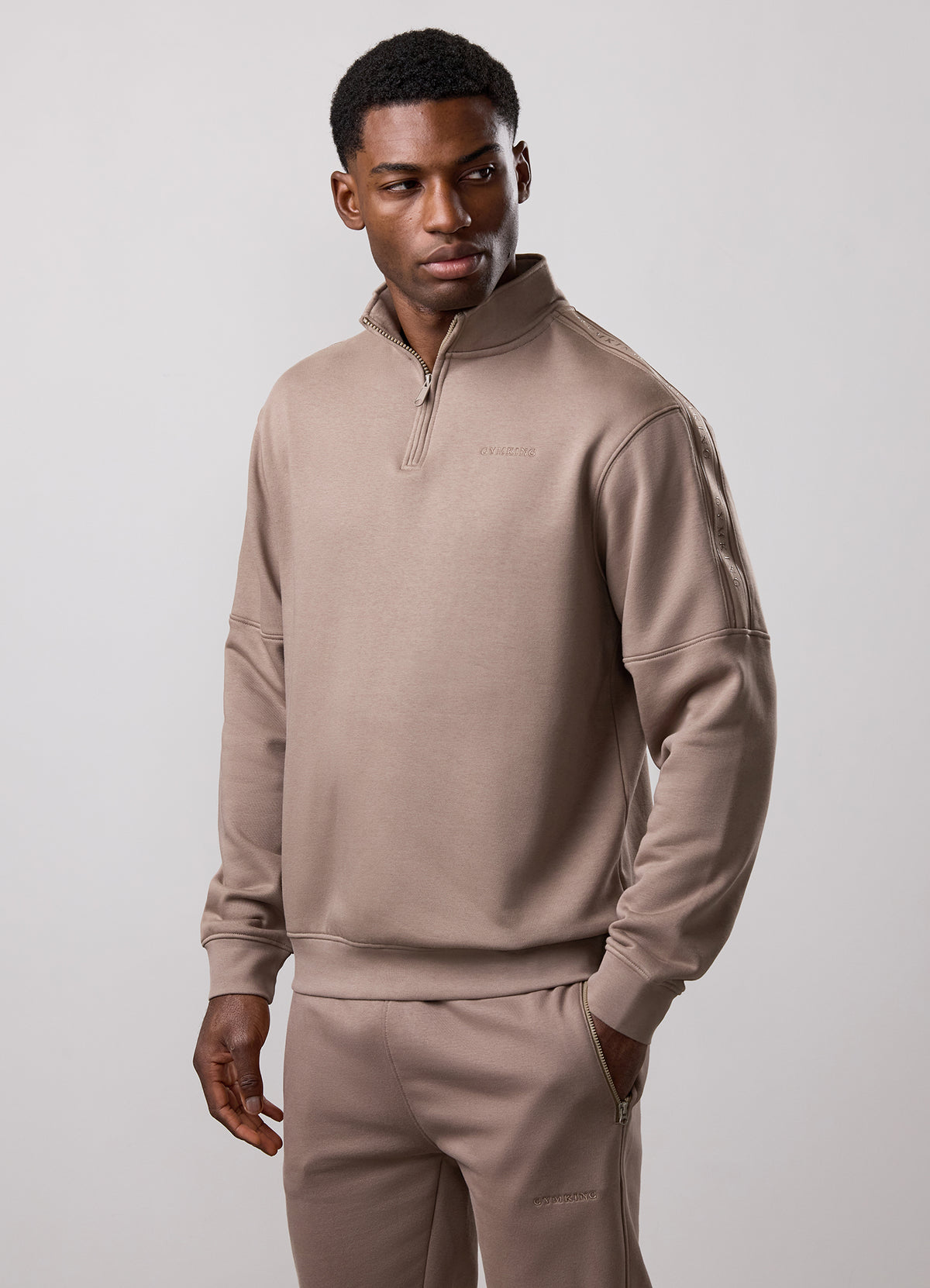 Gym King Ascent Taped 1/4 Zip Funnel - Truffle