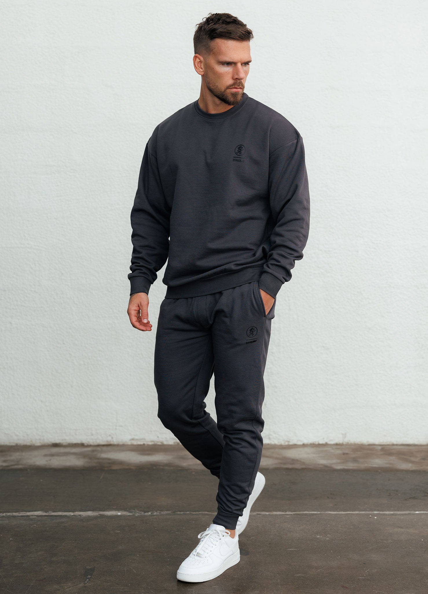 Gym King Aventus Fleece Crew - Dark Pewter