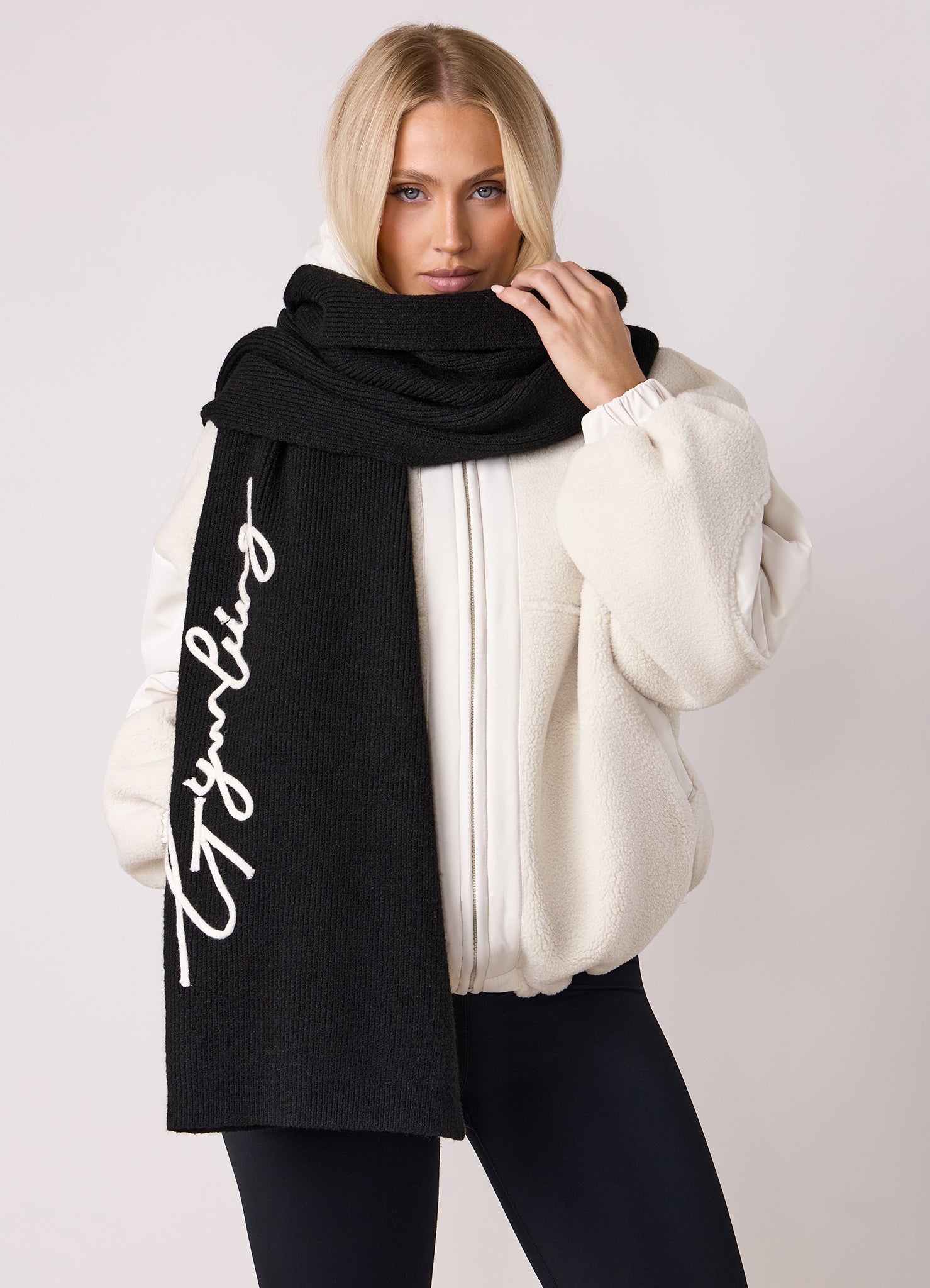 Gym King Borg/Woven Jacket - Cream