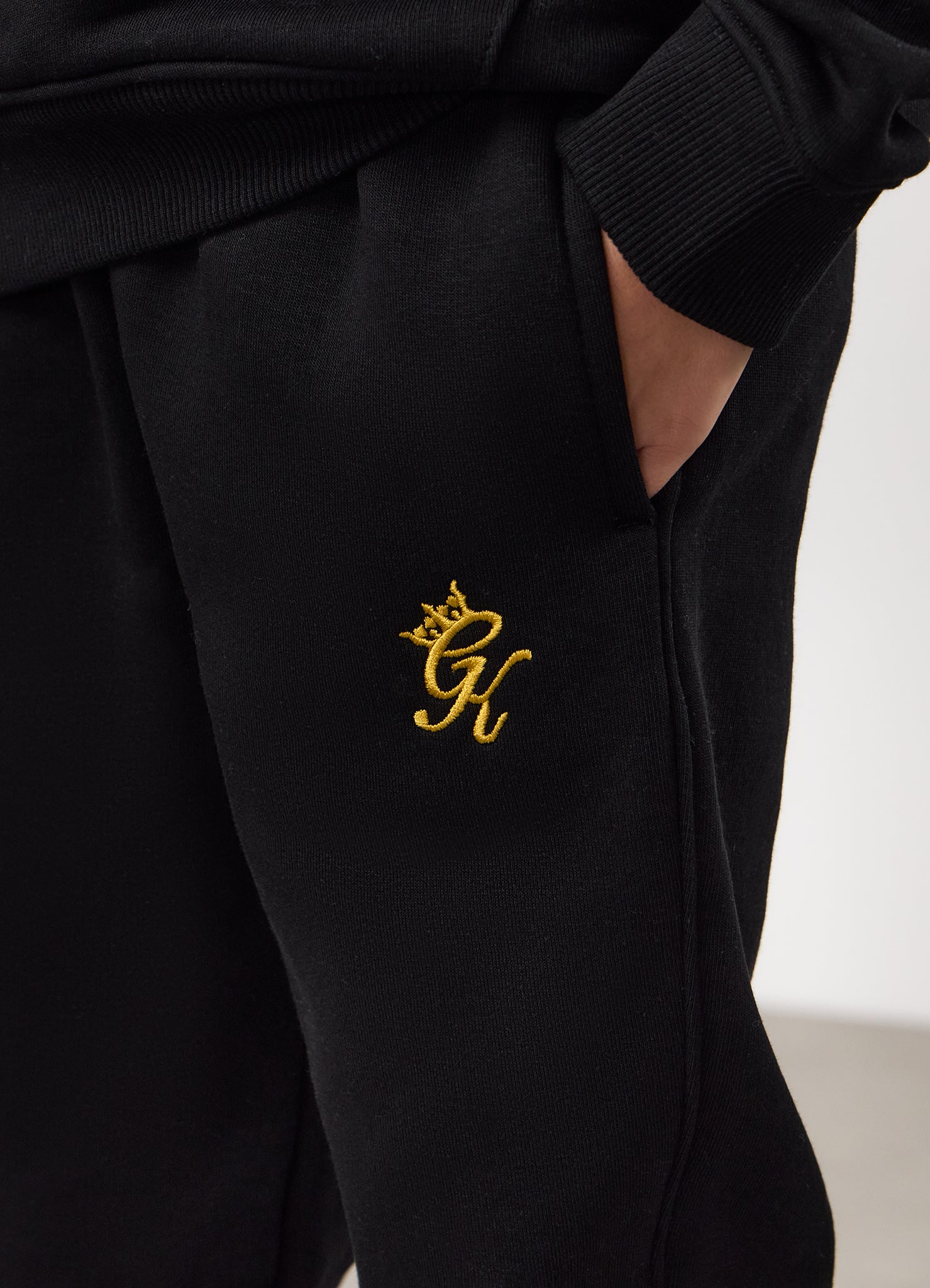 Gym King Kids Fundamental Hood Tracksuit - Black/Gold