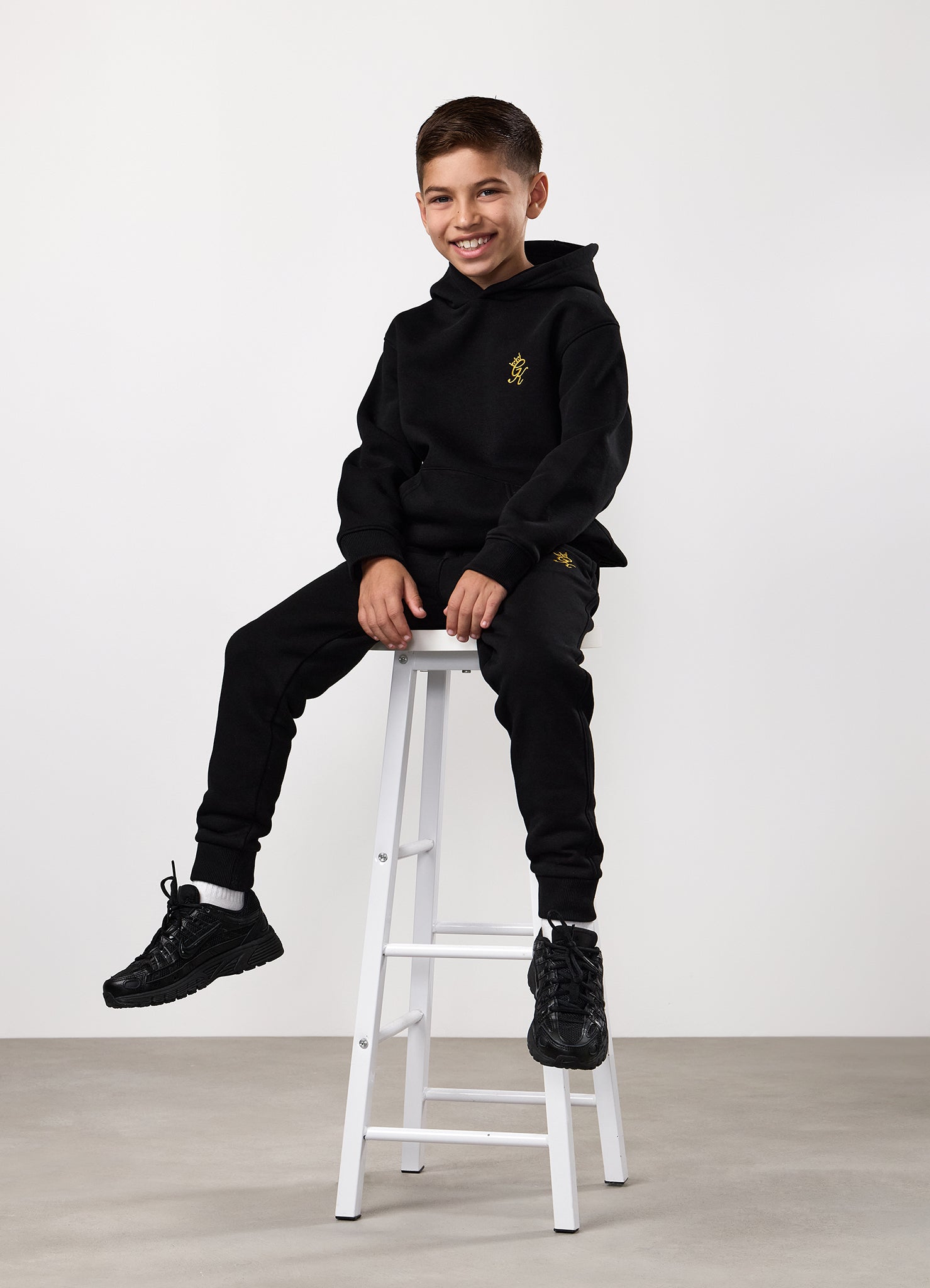 Gym King Kids Fundamental Jogger - Black/Gold