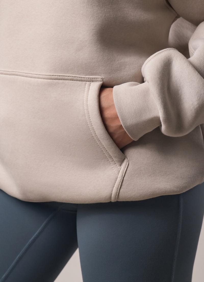 Gym King Challenge Relaxed Fit Hood - Light Stone