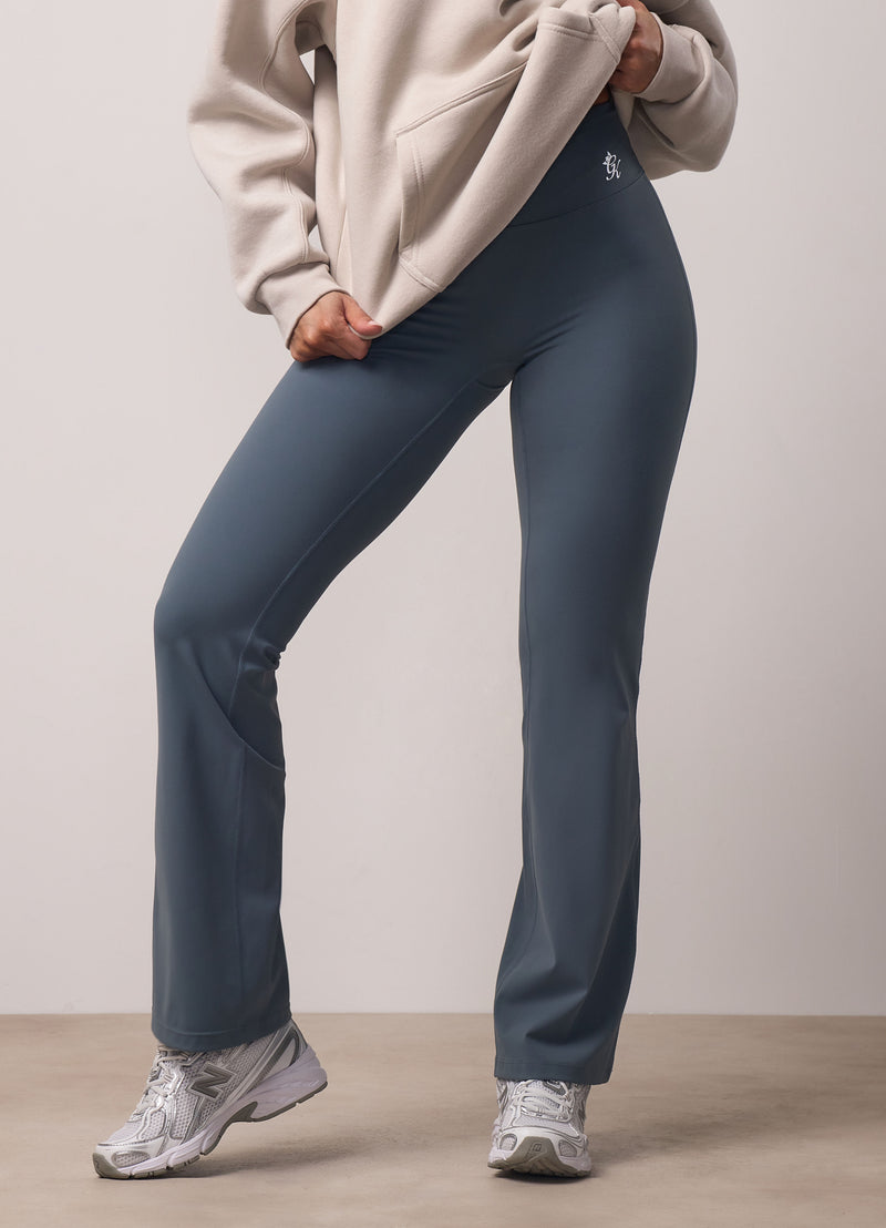 365 Flared Yoga Legging - Storm Blue