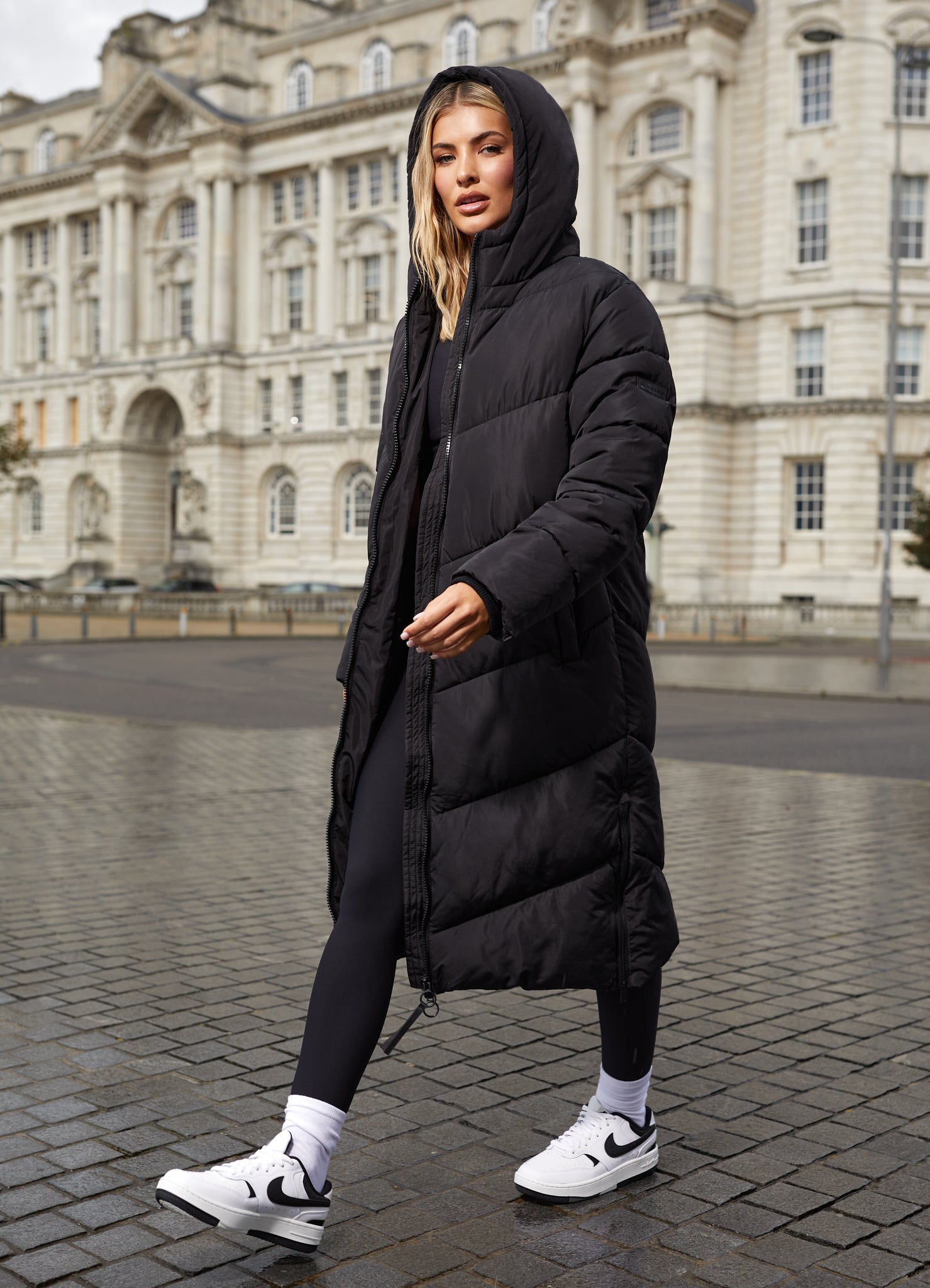 Women’s Gym King black puffer coat