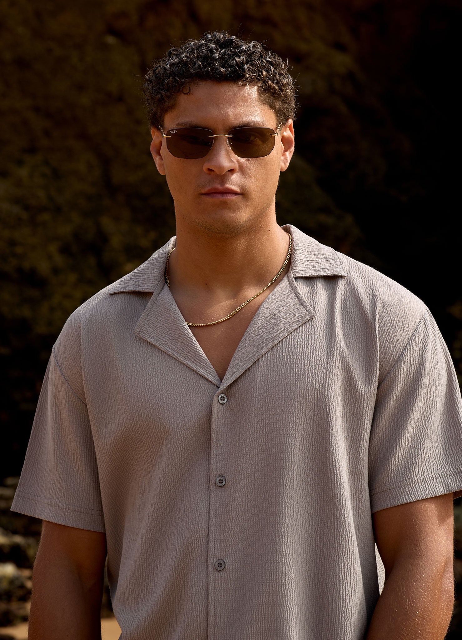 Gym King Signature Woven Shirt - Taupe
