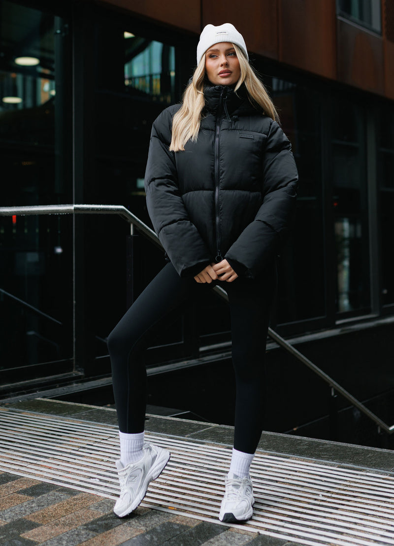 Gym King Cropped Padded Jacket - Hi-Shine Black