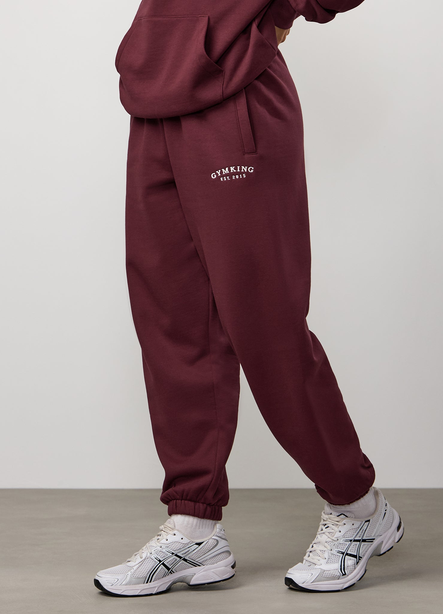 Gym King Compose Fleece Relaxed Jogger - Deep Cherry