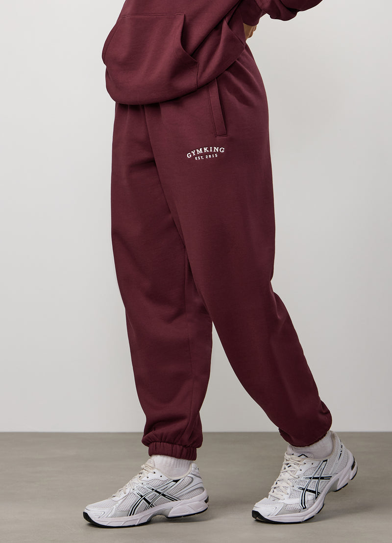 Gym King Compose Fleece Relaxed Jogger - Deep Cherry