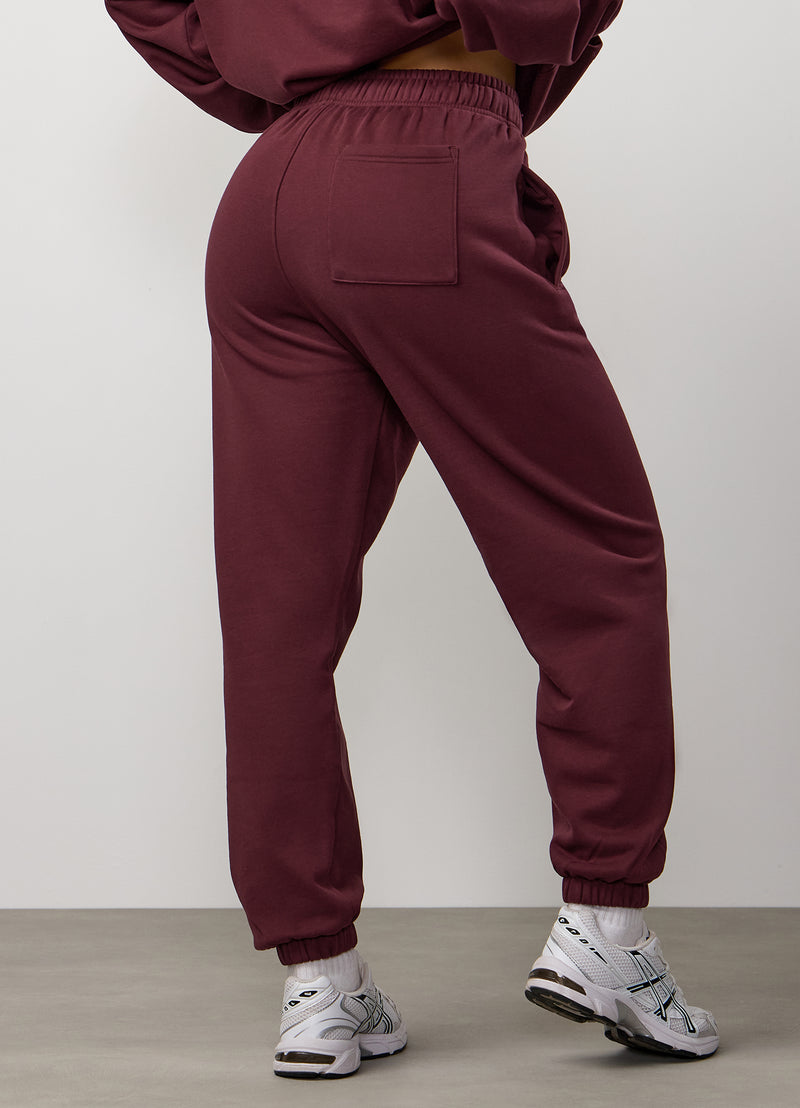 Gym King Compose Fleece Relaxed Jogger - Deep Cherry