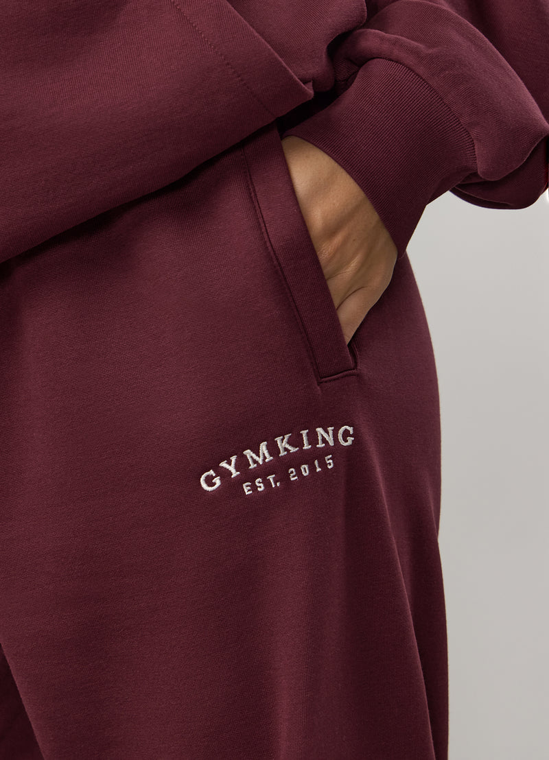 Gym King Compose Fleece Relaxed Jogger - Deep Cherry