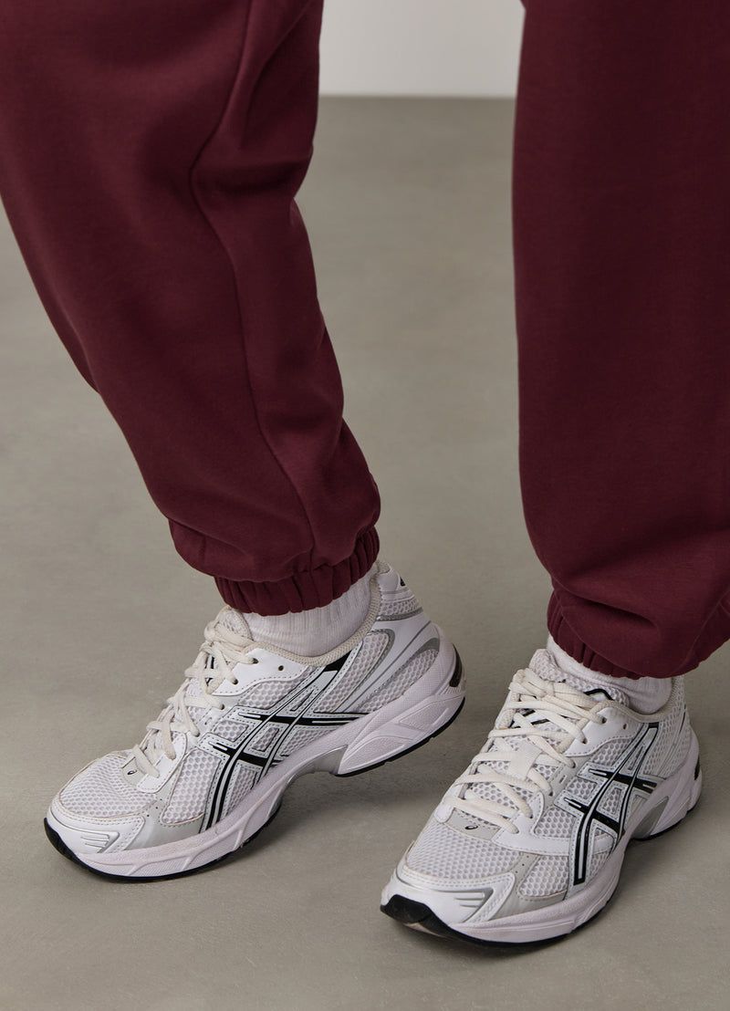Gym King Compose Fleece Relaxed Jogger - Deep Cherry