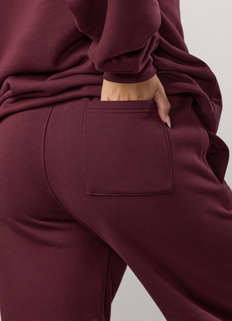 Gym King Compose Fleece Relaxed Jogger - Deep Cherry