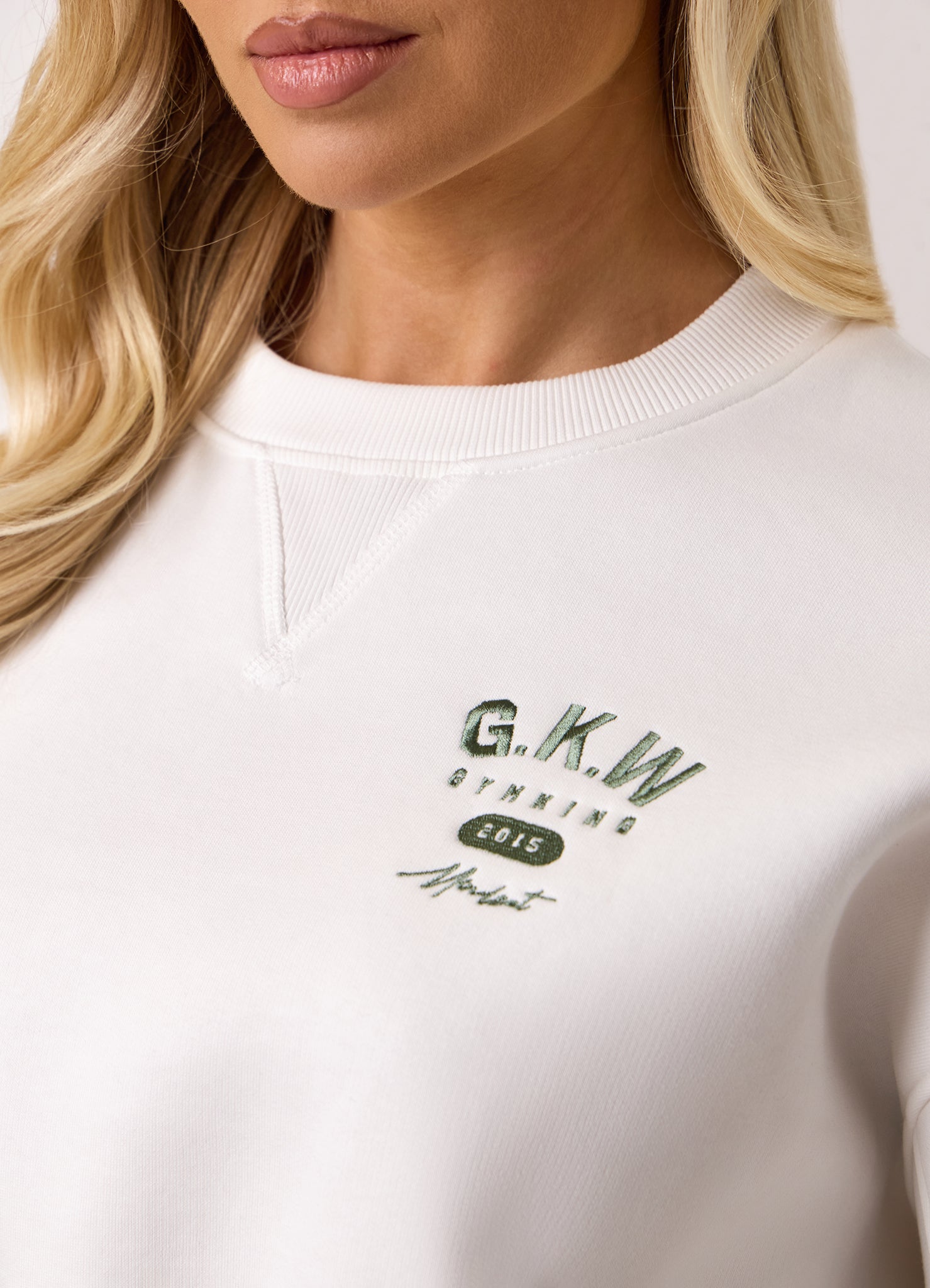 Gym King Composure Cropped Crew - Cream