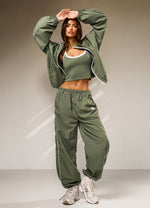 Gym King Composure Woven Jacket - Fern