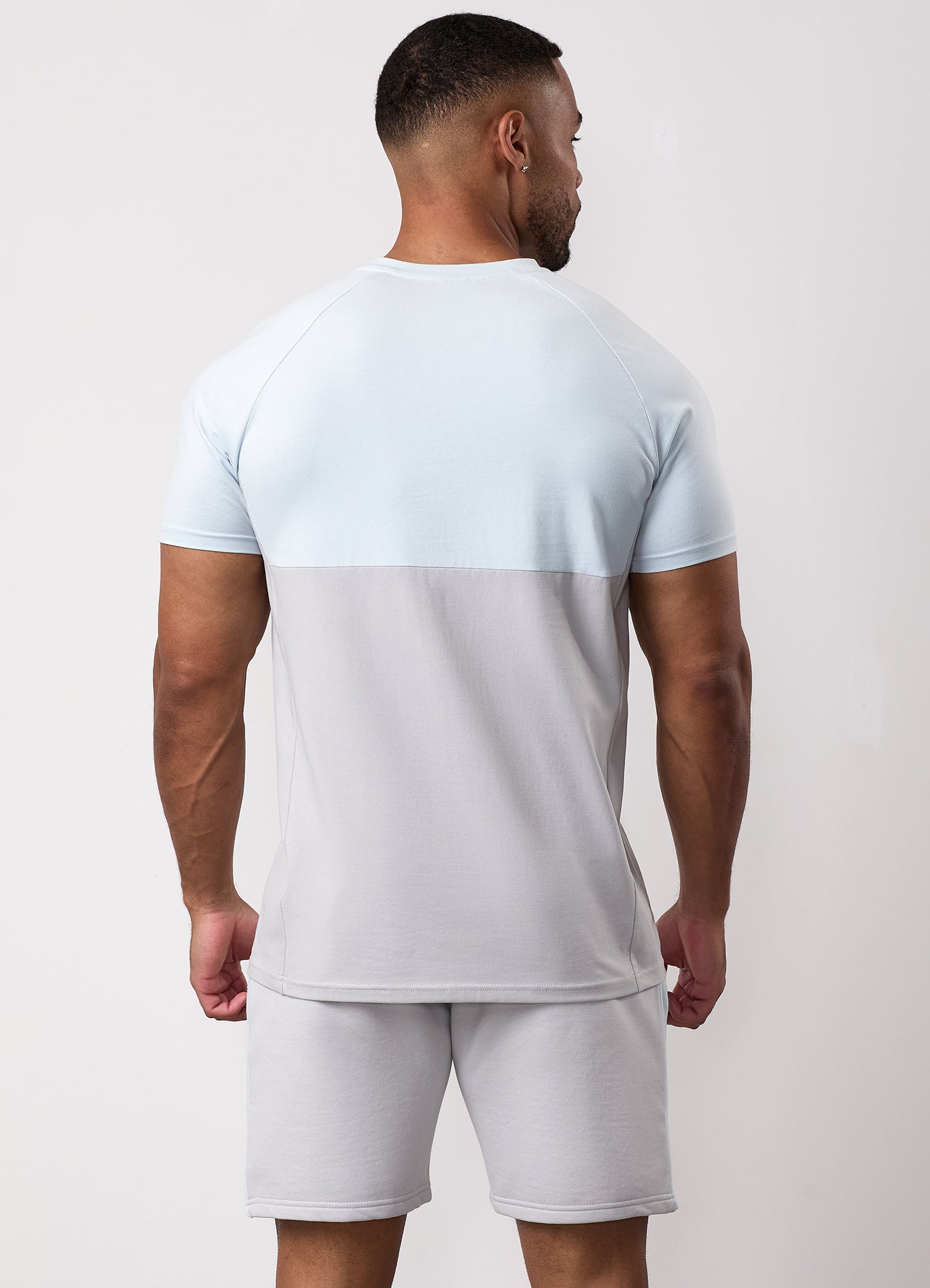 Gym King Contrast Panel Tee - Light Grey/Sky Blue