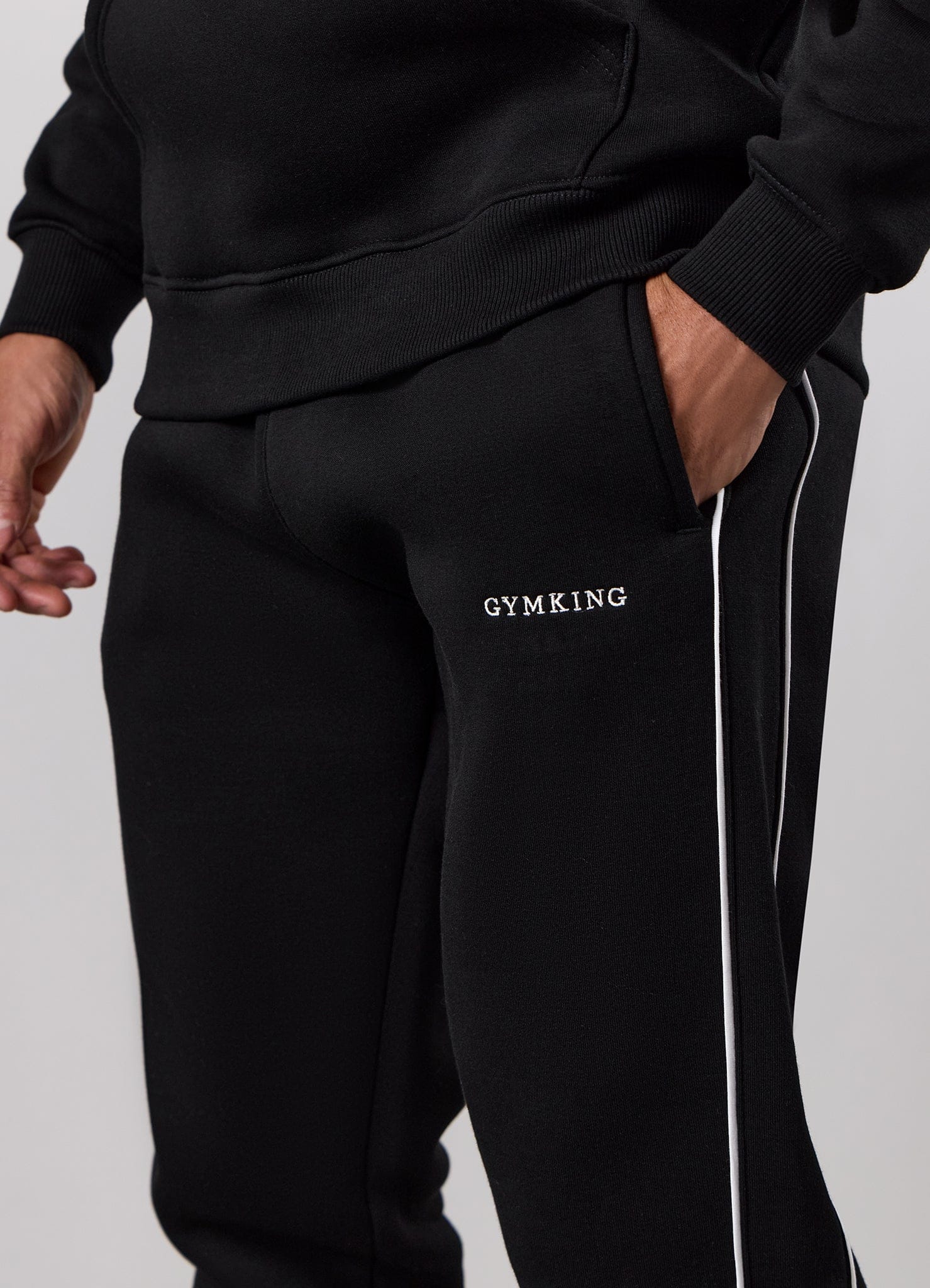 Gym King Core Piped Fleece Jogger - Black