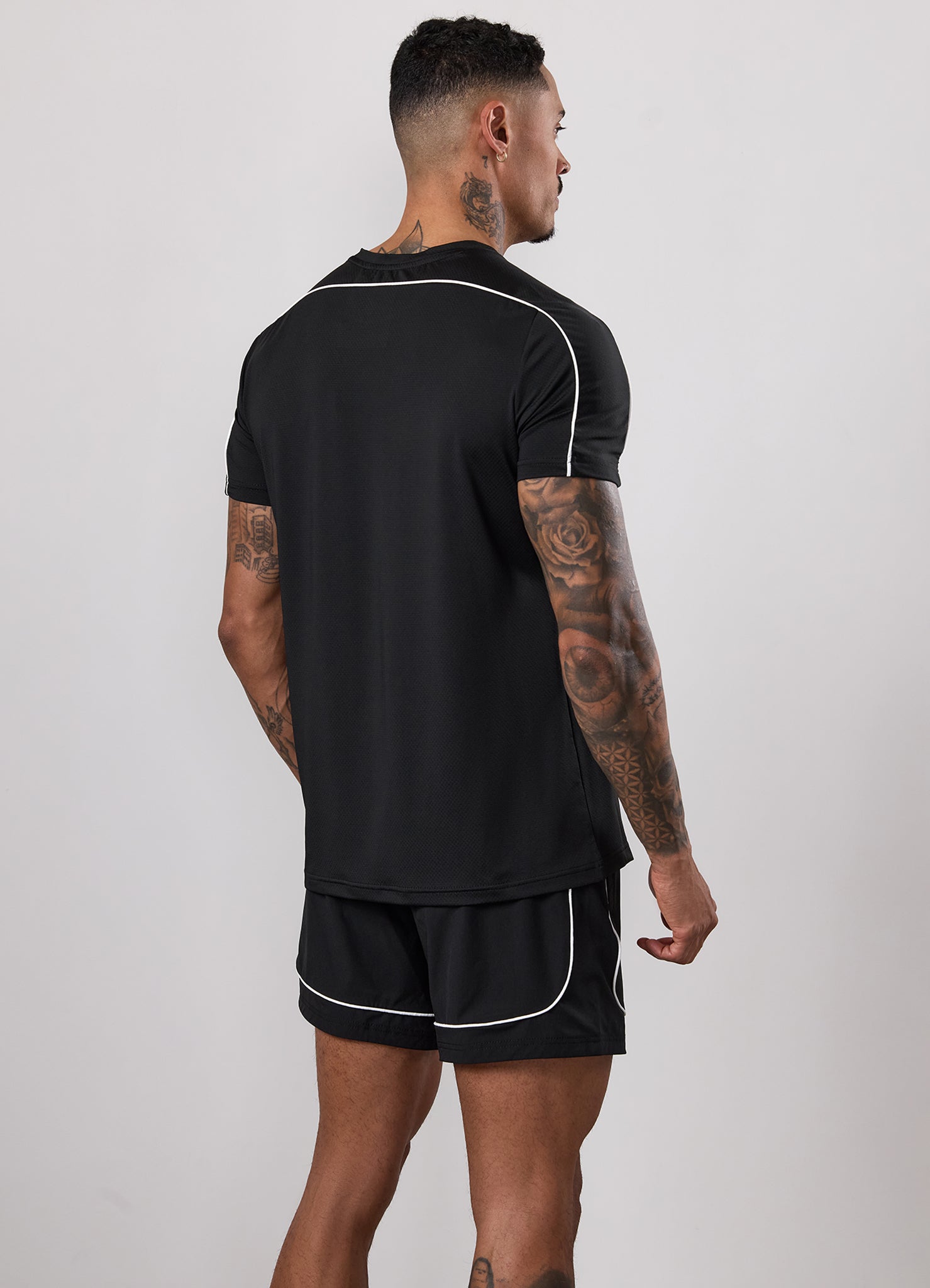 Gym King Core Piped T-Shirt - Black