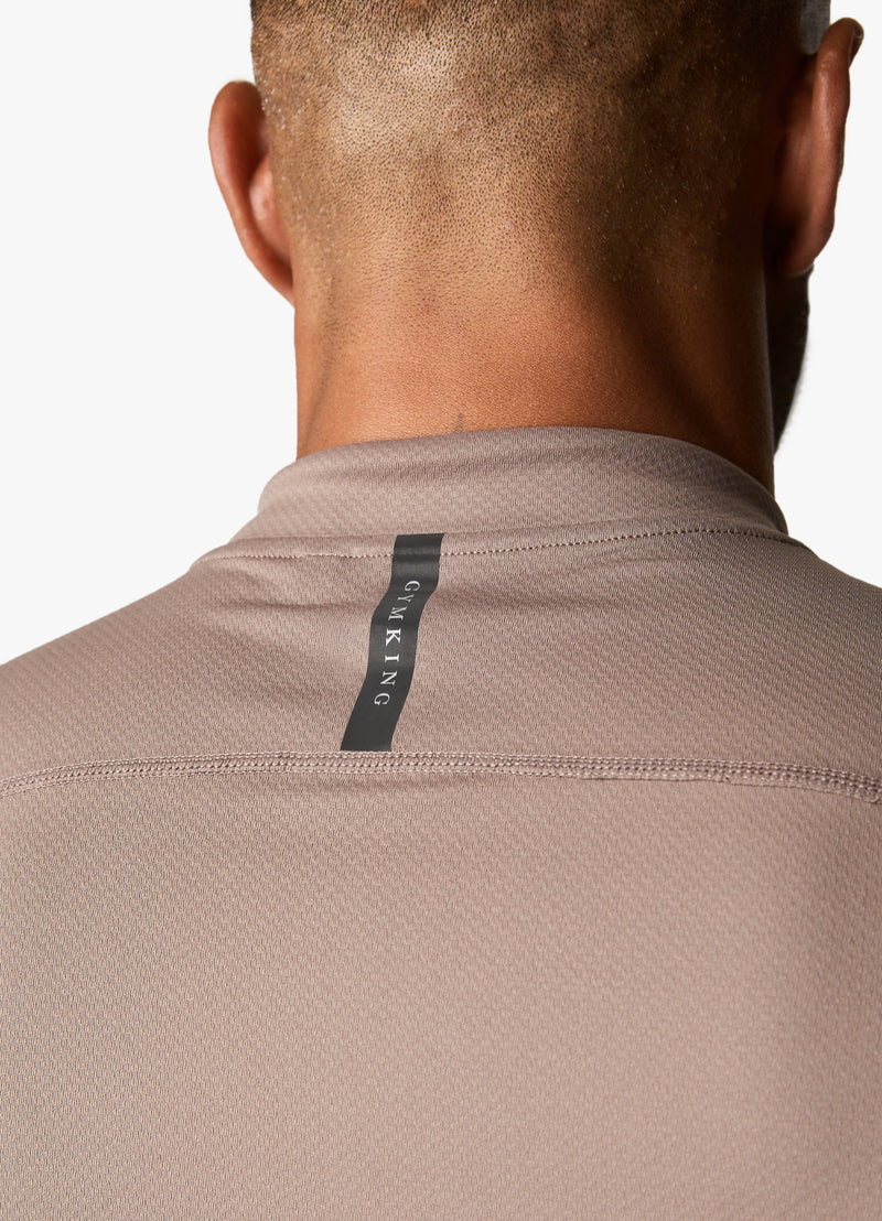 Gym King Covert 1/4 Zip Funnel - Iron