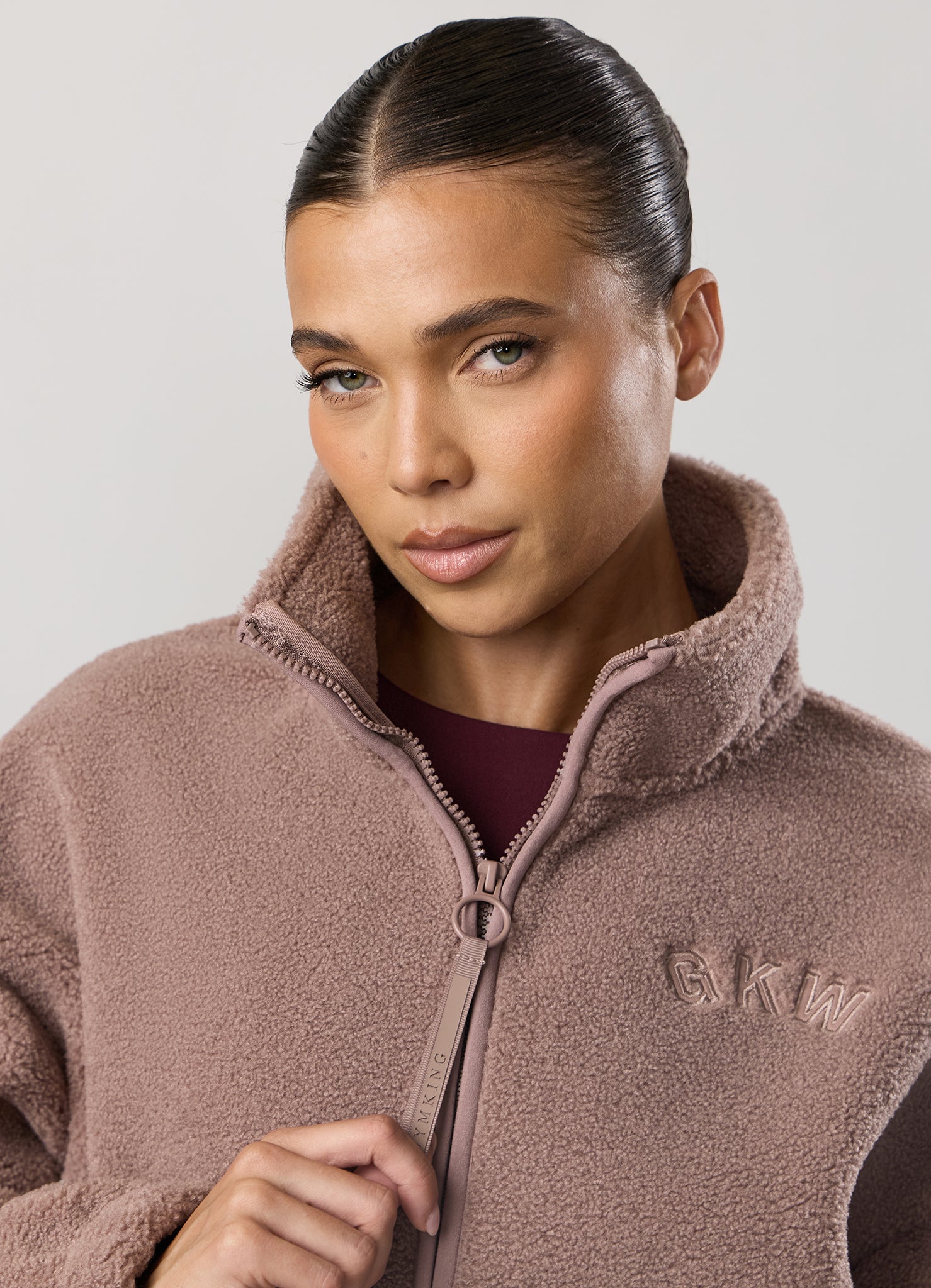 Gym King Cropped Borg Full Zip - Fawn