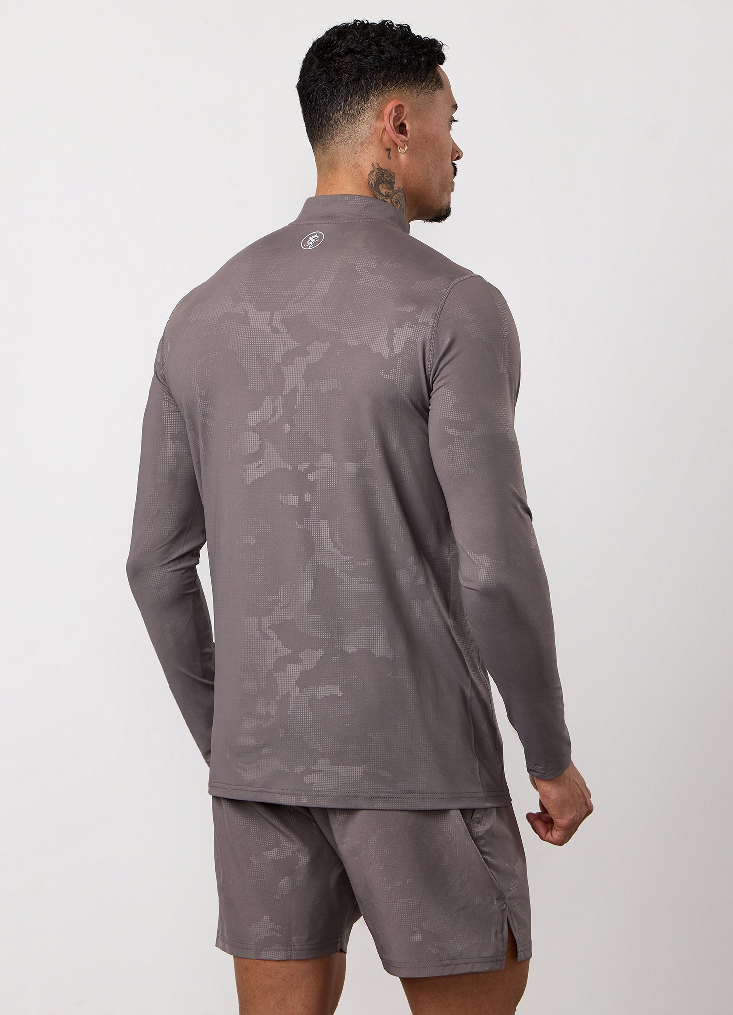 Gym King Debossed Camo 1/4 Zip Funnel - Rustic Taupe
