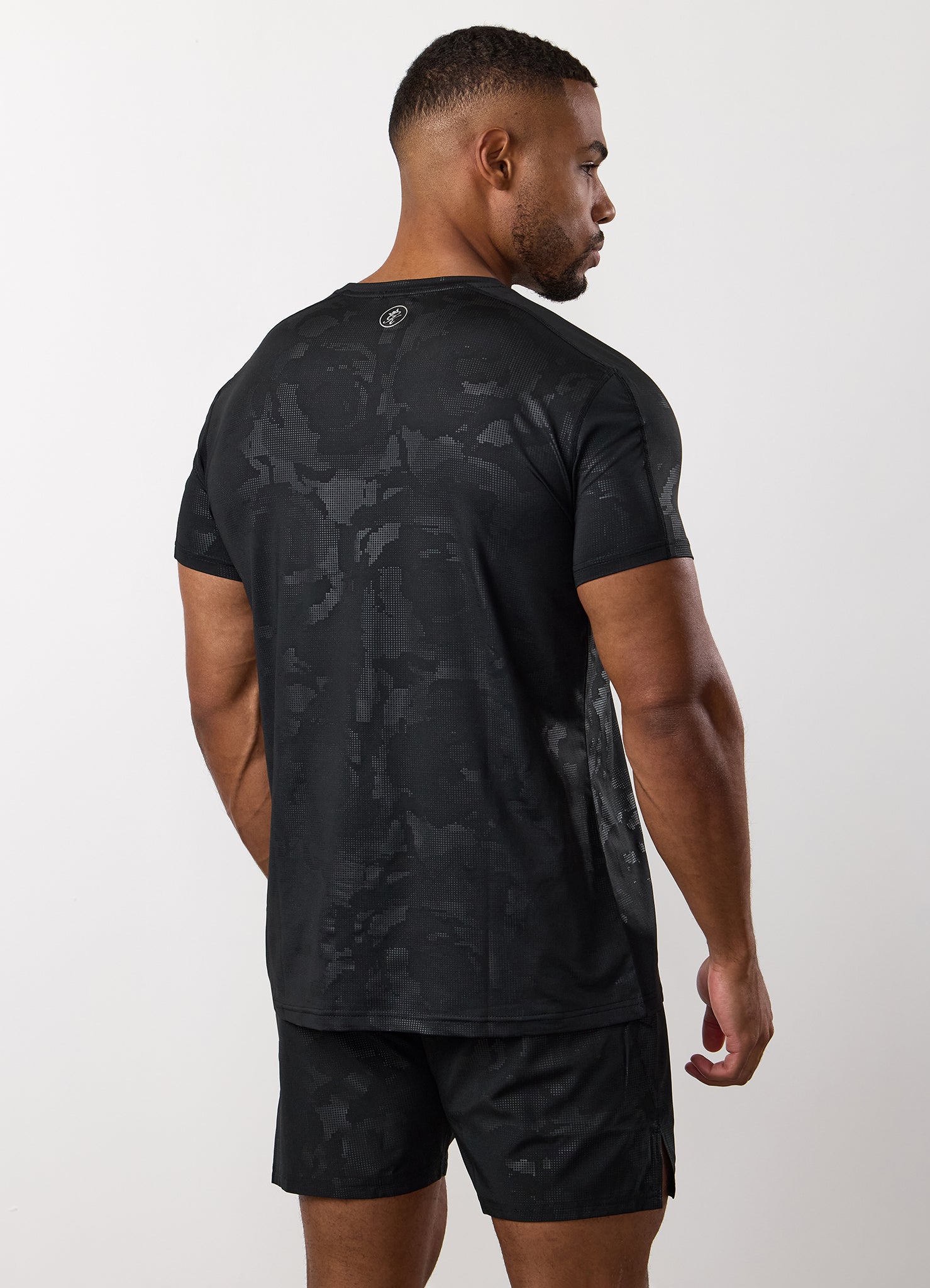 Gym King Debossed Camo SS Tee - Black