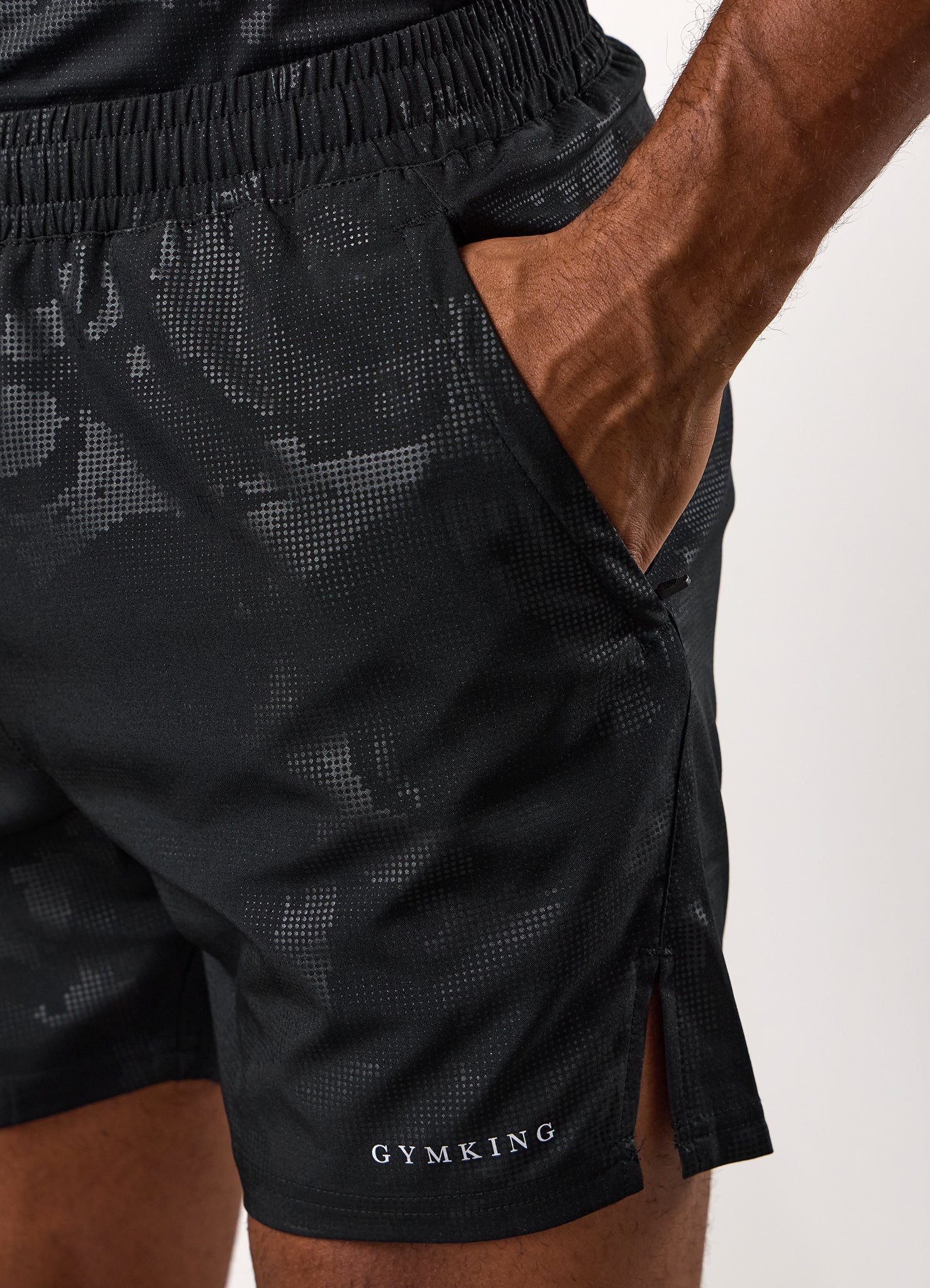 Gym King Debossed Camo Short 5" - Black