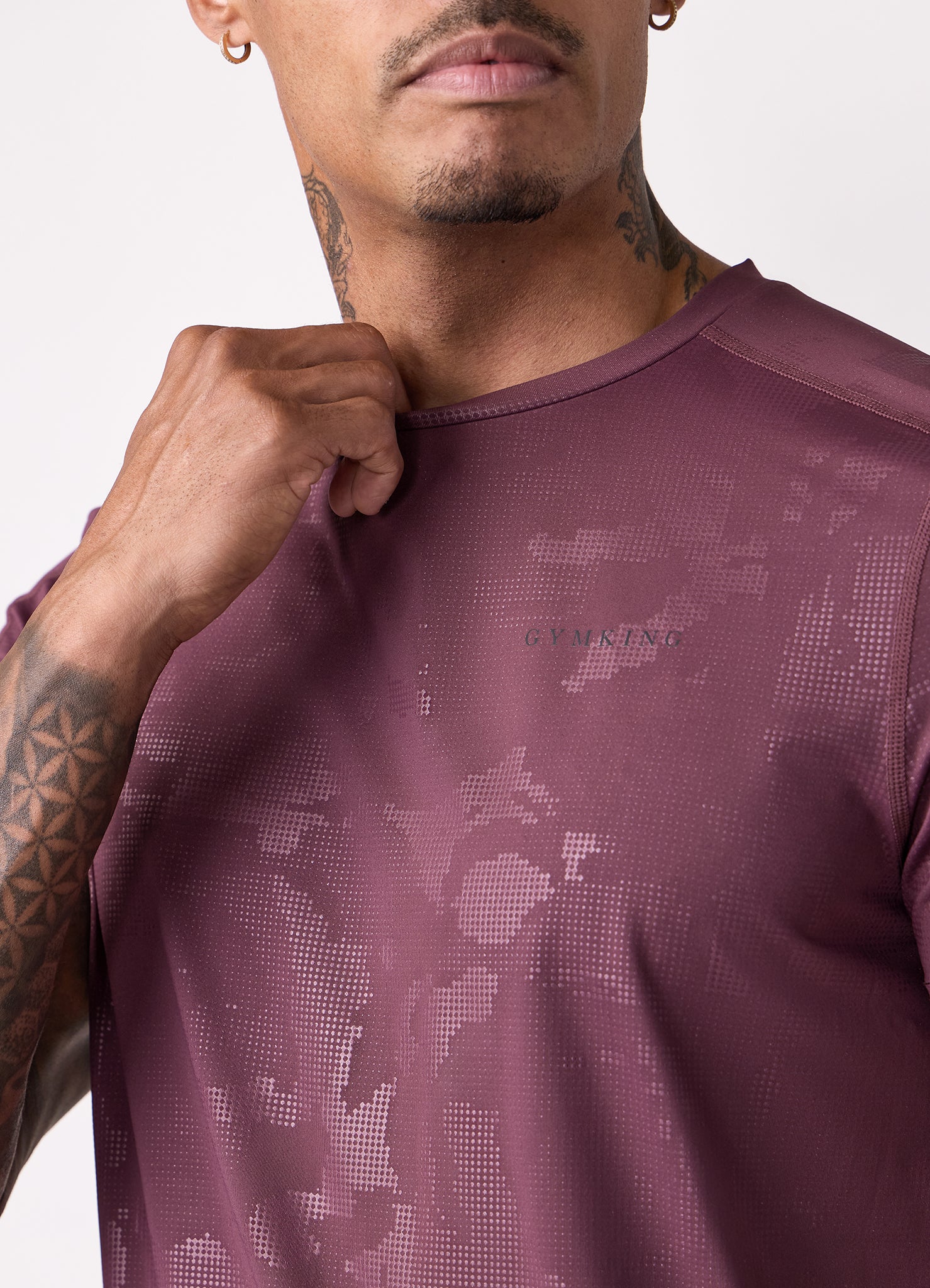 Gym King Debossed Camo Tee - Mulberry