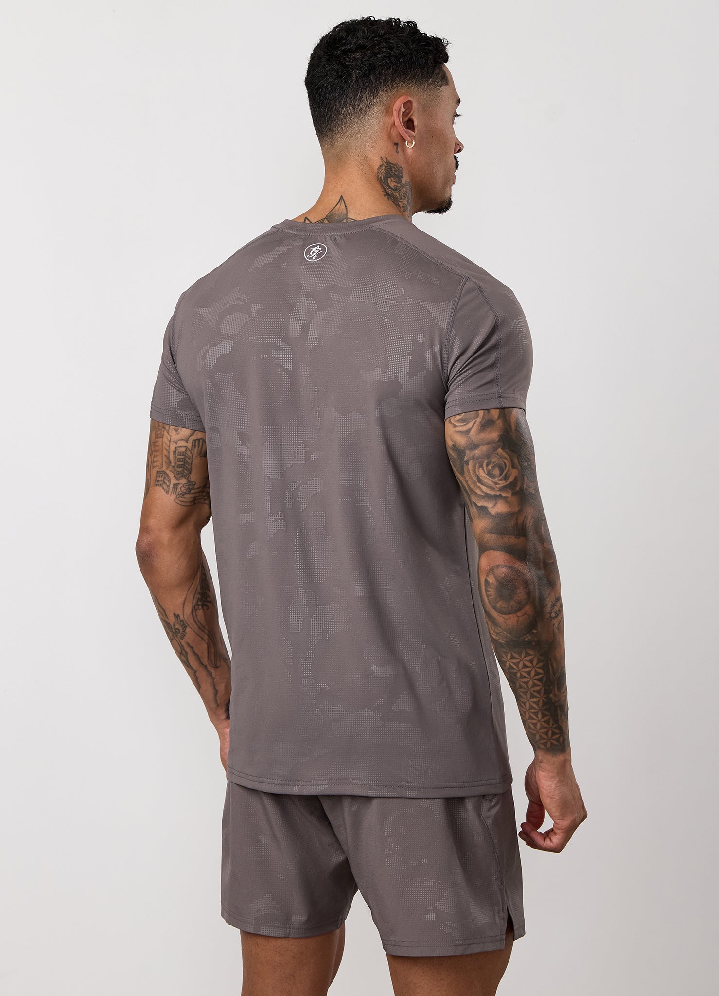 Gym King Debossed Camo Tee - Rustic Taupe