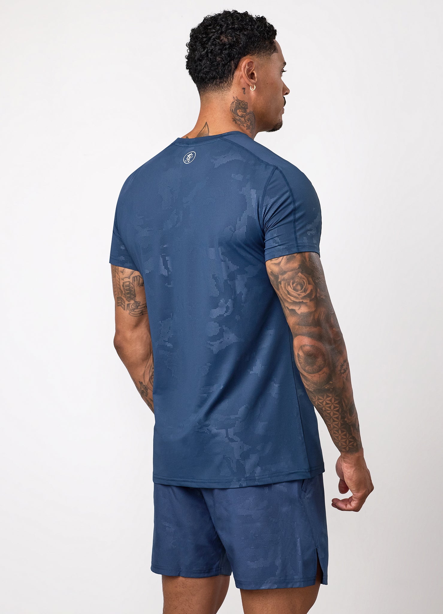 Gym King Debossed Camo T-Shirt - Midnight