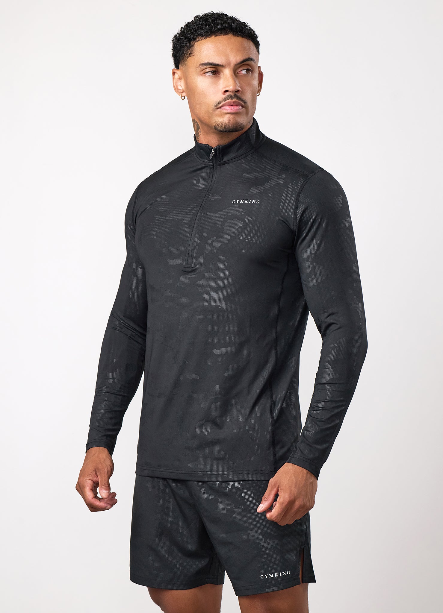 Gym King Debossed Camo 1/4 Zip Funnel - Black