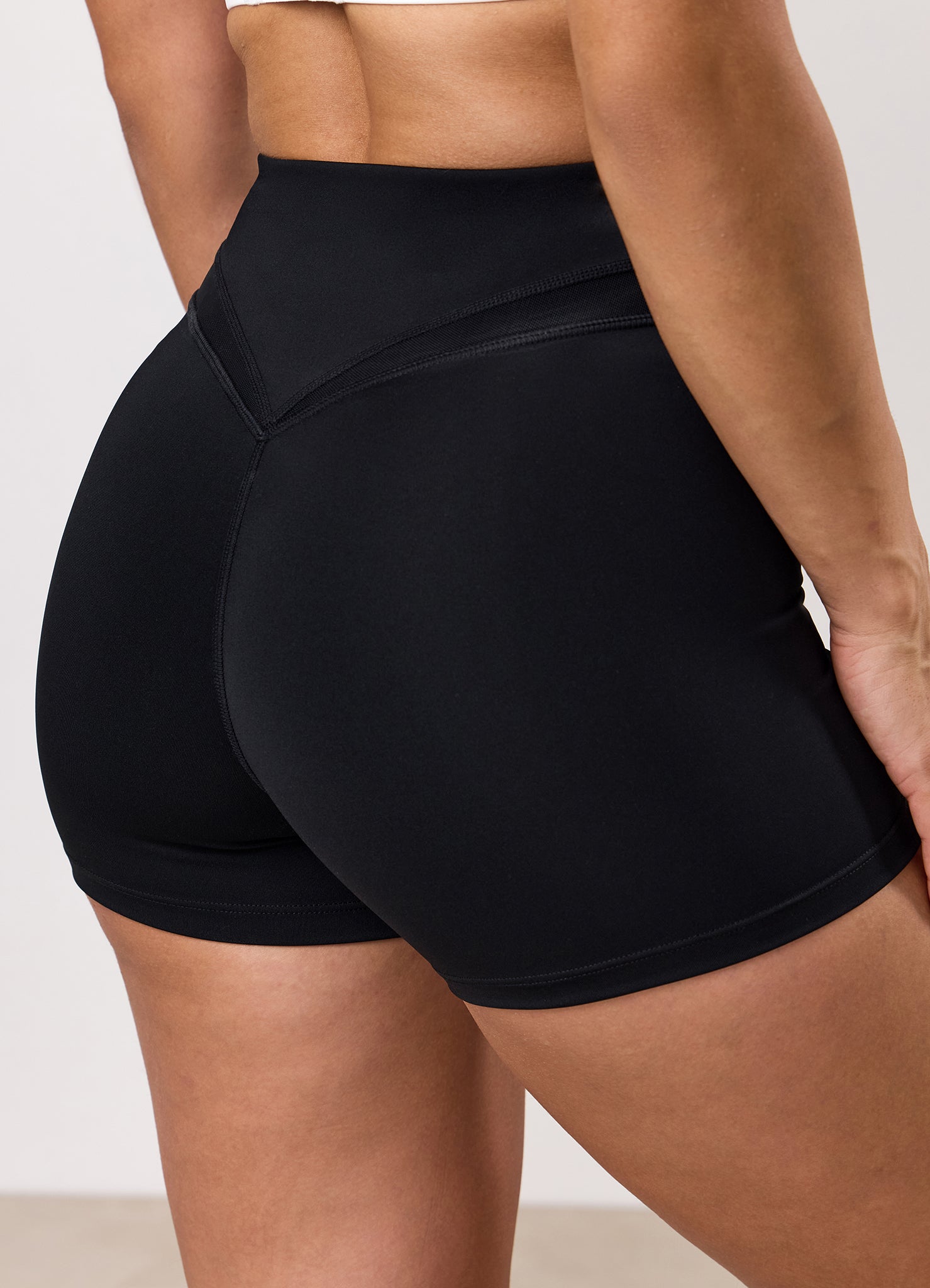 Gym King Dynamic Mesh Panel Short - Black