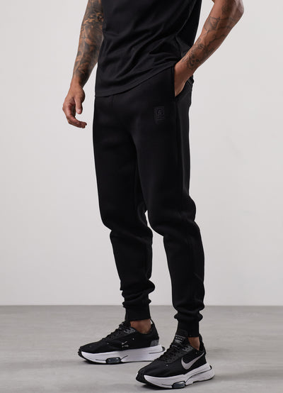 Gym King Emblem Jogger - Black