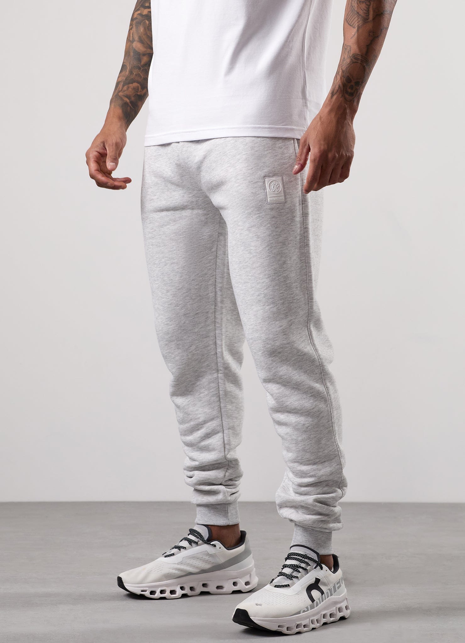 Gym King Emblem Jogger - Snow Marl