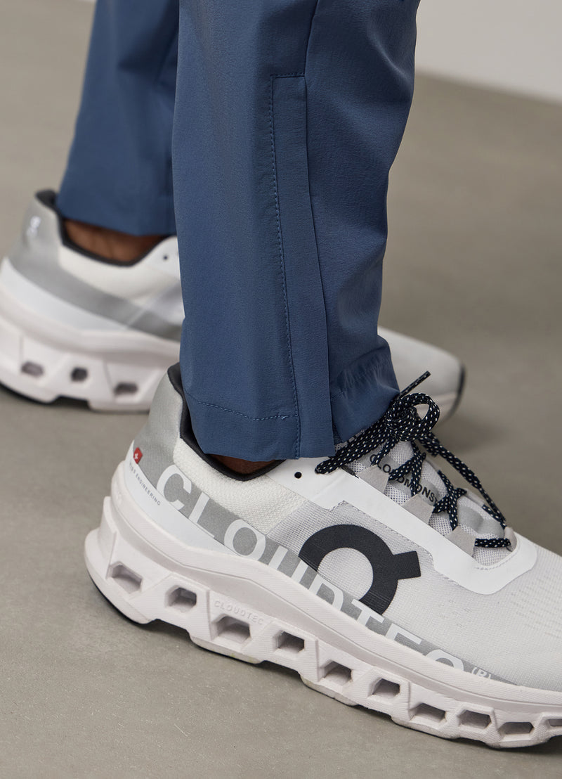 Gym King Endurance Woven Pant - Deep Sea Blue/Urban Grey