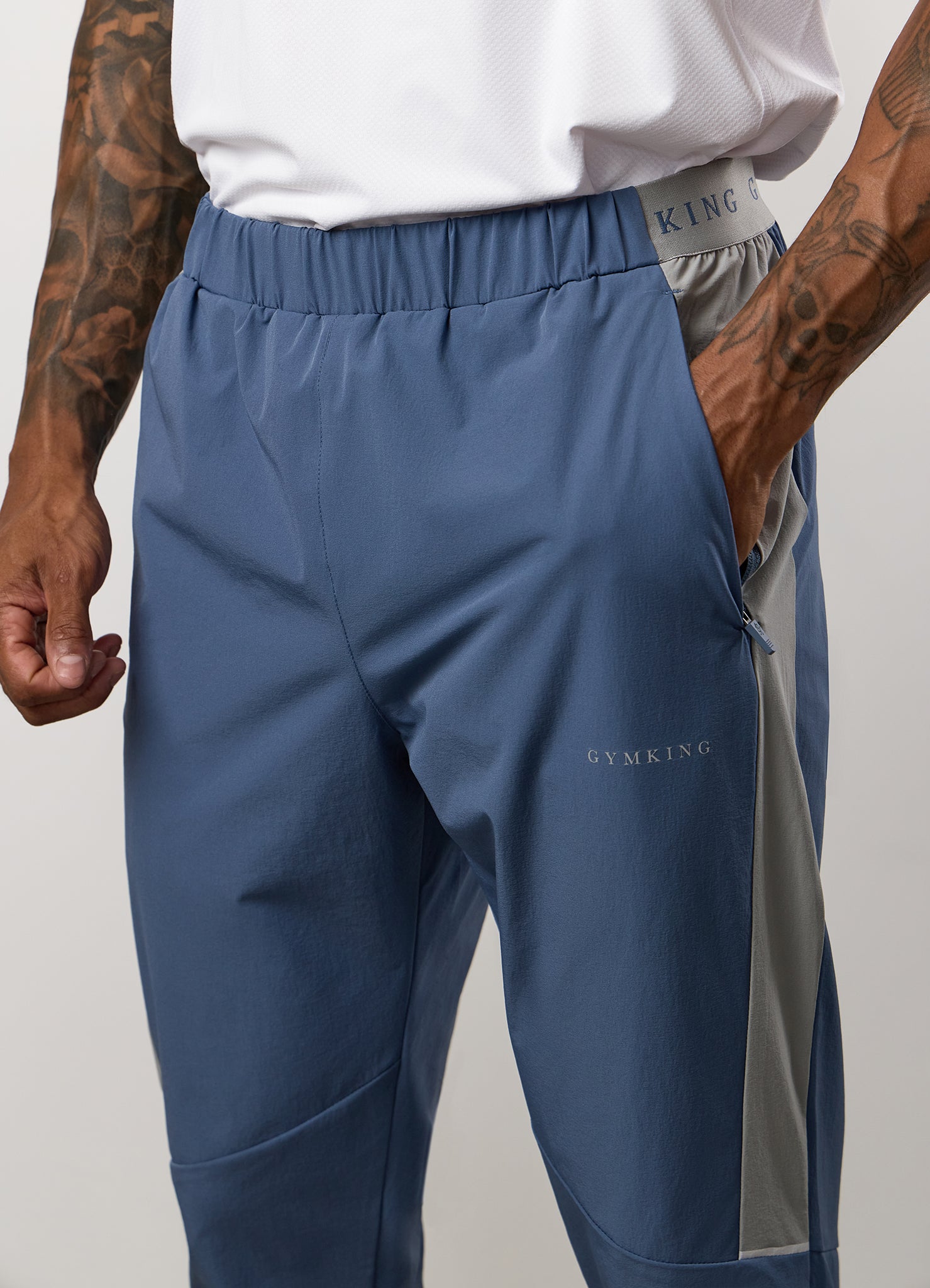 Gym King Endurance Woven Pant - Deep Sea Blue/Urban Grey