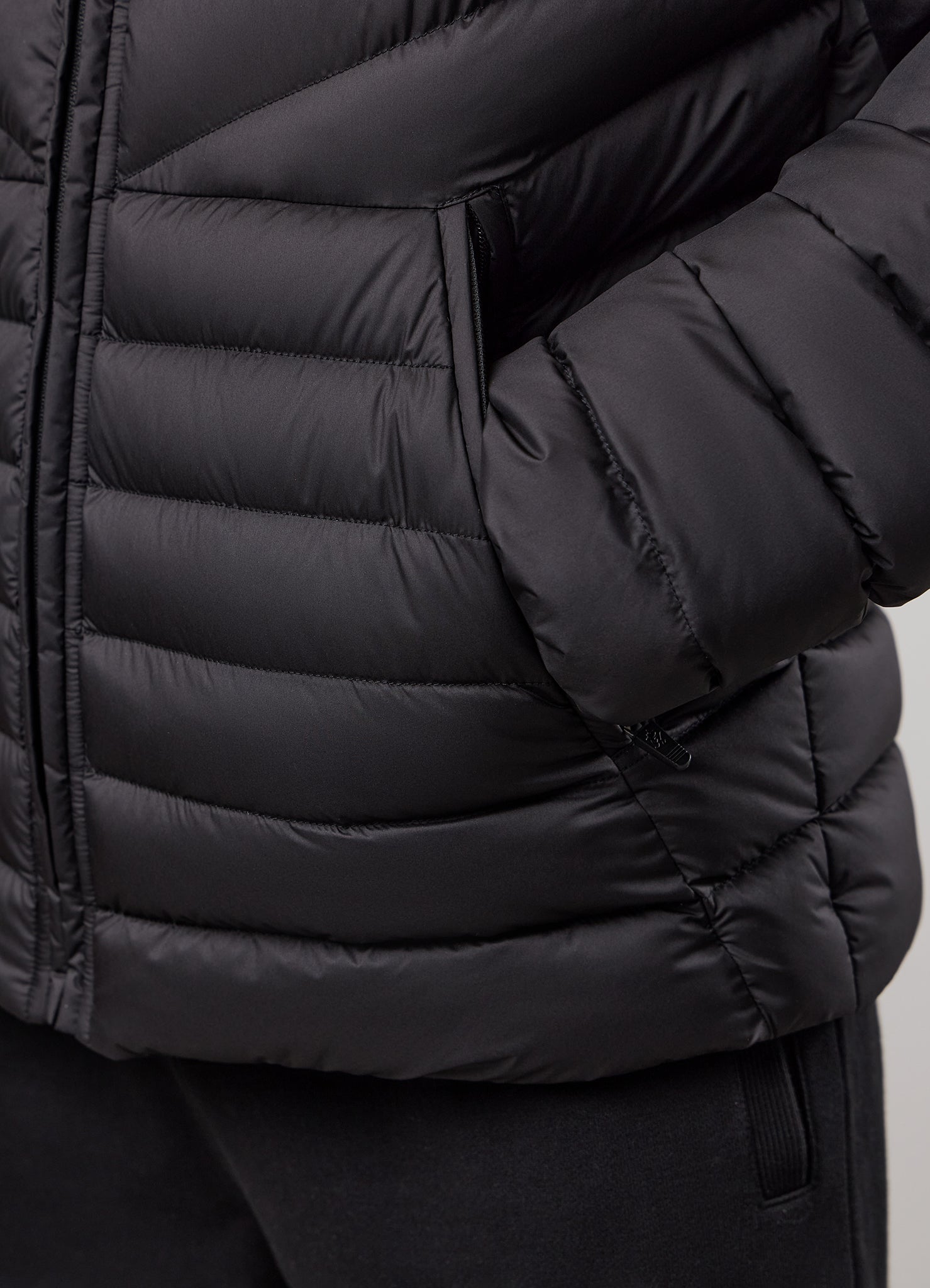 Gym King Endurance Puffer Jacket - Black