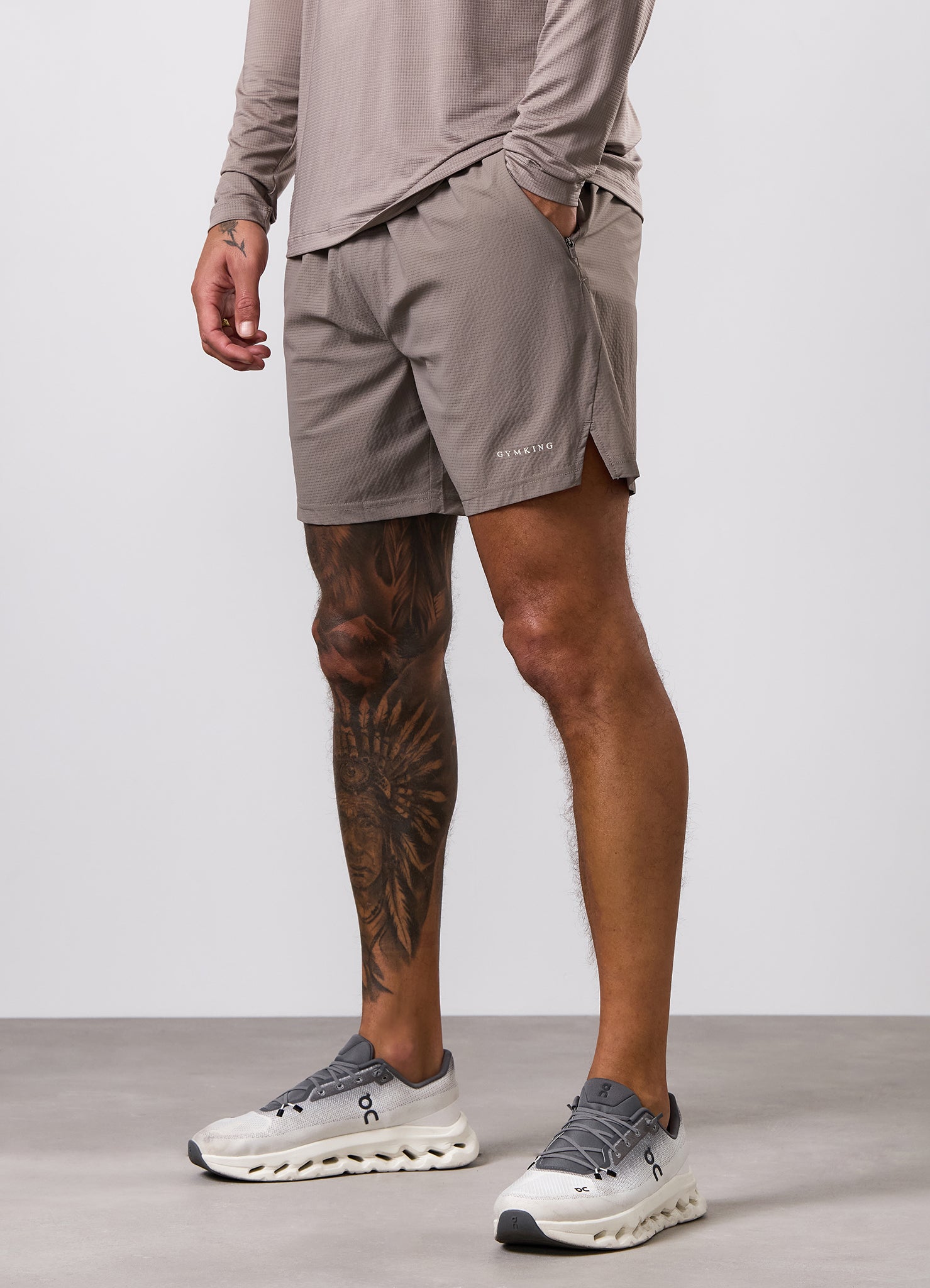 Gym King Energise 5" Short - Truffle