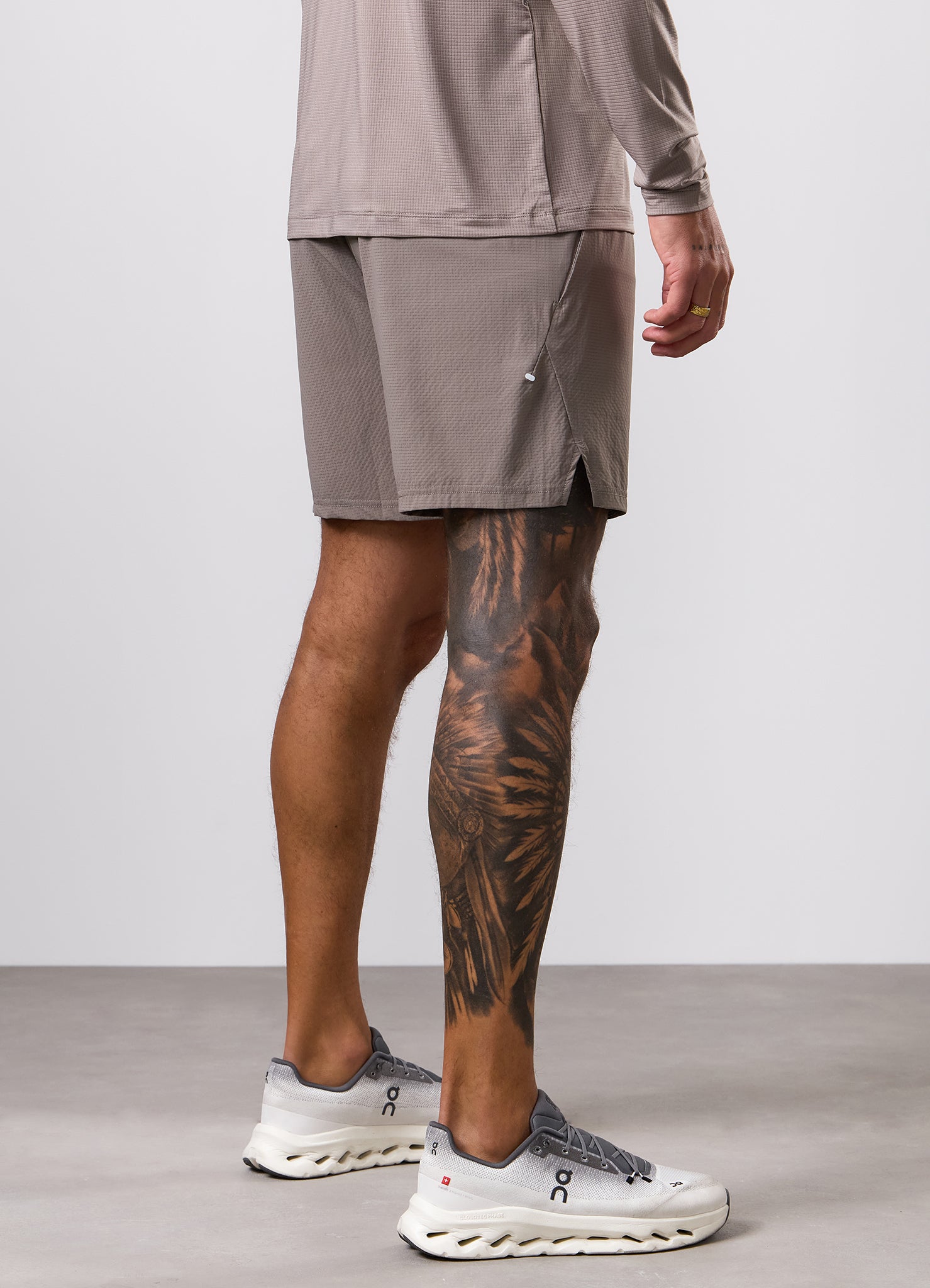 Gym King Energise 5" Short - Truffle