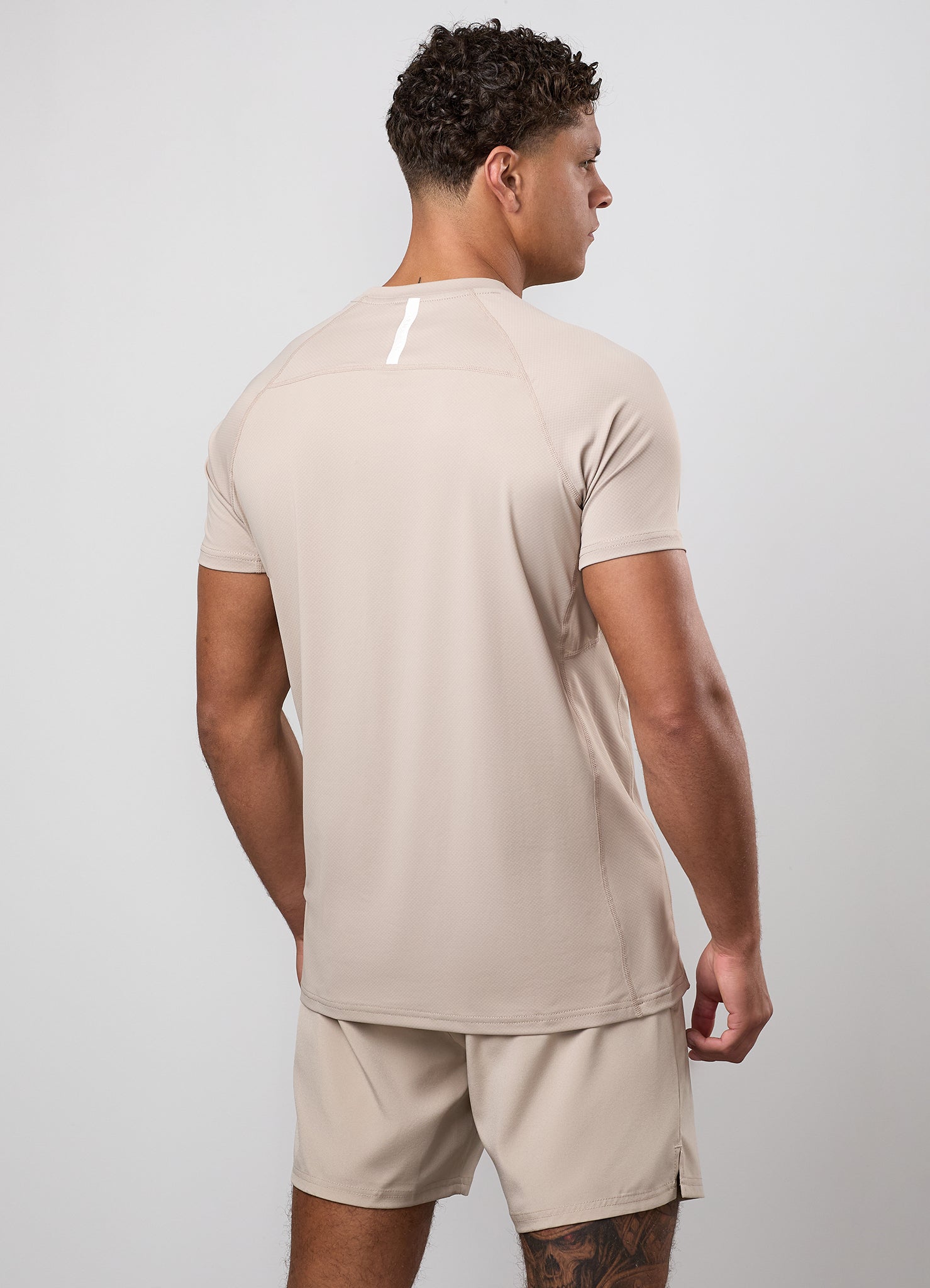 Gym King Energy Linear Tee - Stoneware