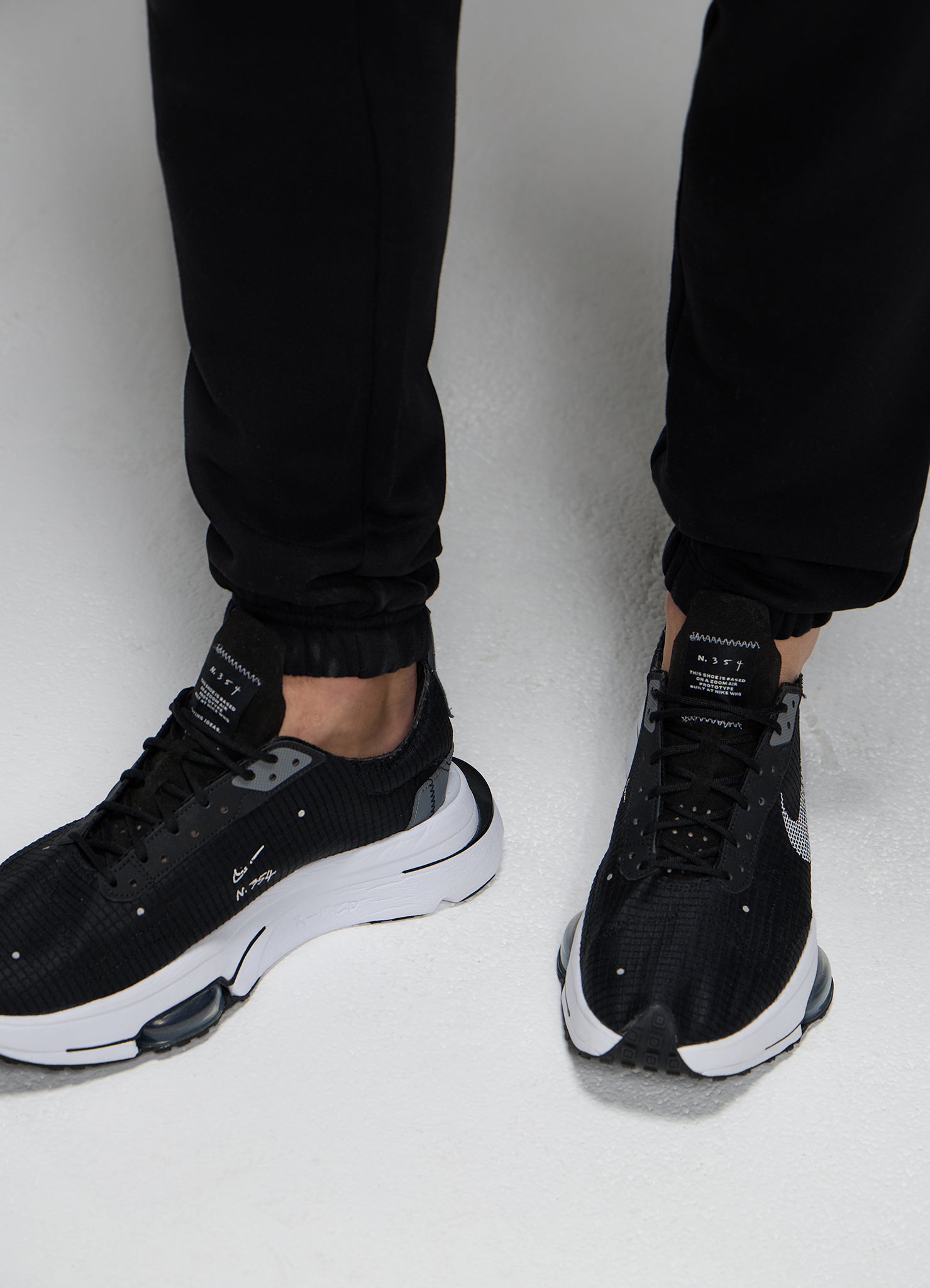 Gym King Established Relaxed Fit Jogger - Black/Gold