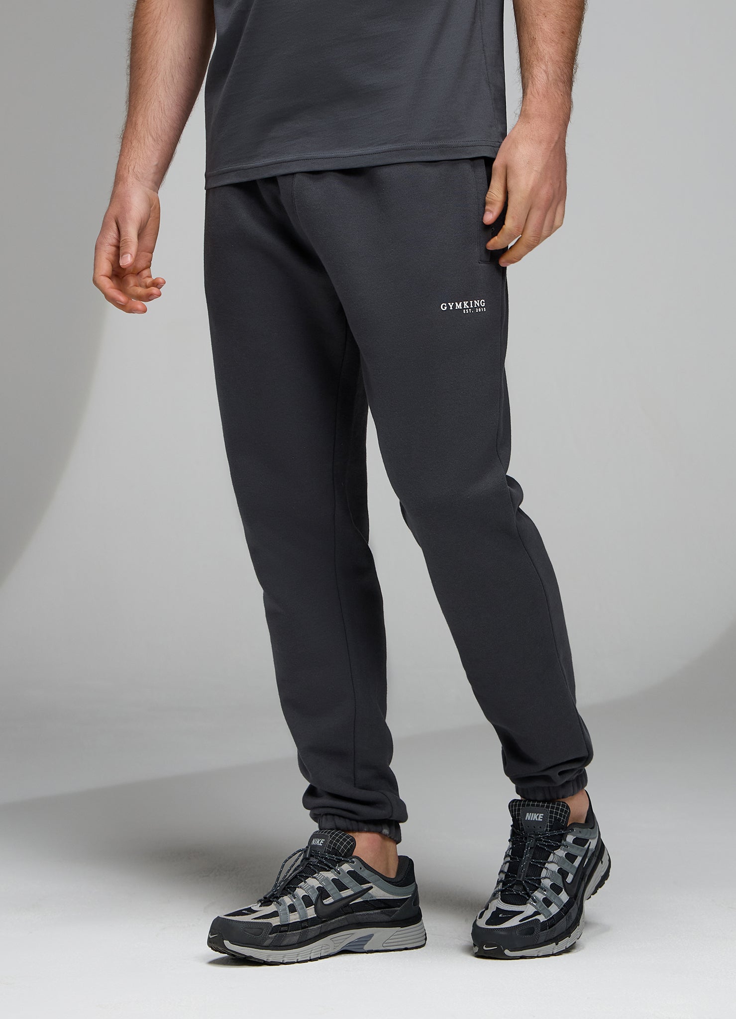 Gym King Established Relaxed Fit Tracksuit - Pewter/White