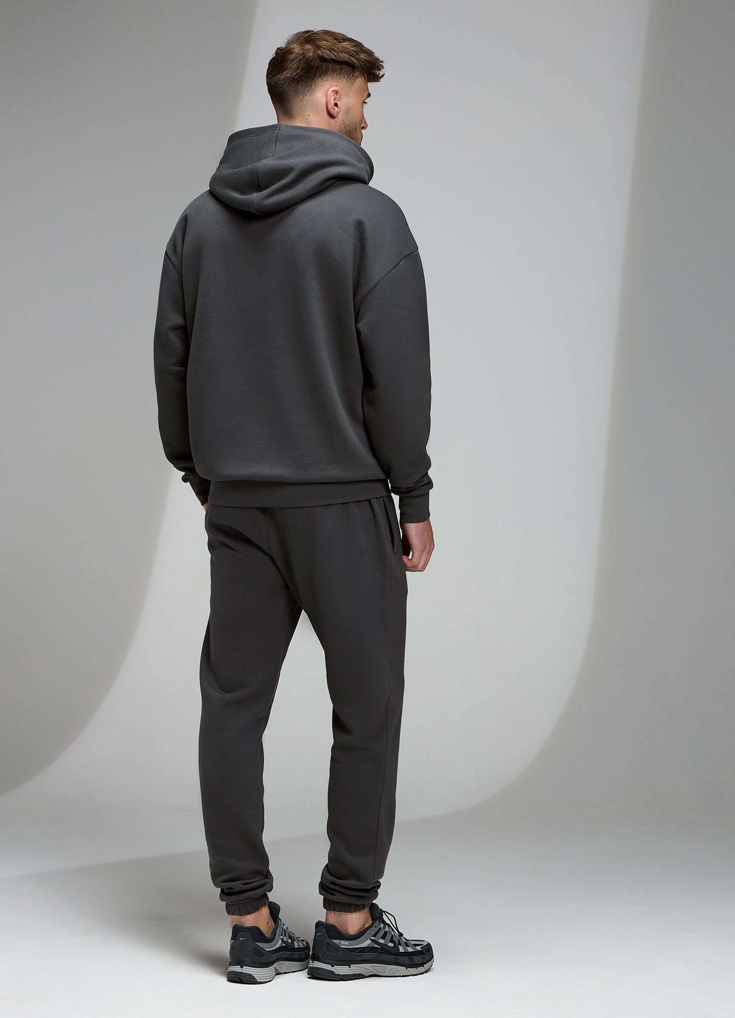 Gym King Established V2 Hood Tracksuit - Green Smoke