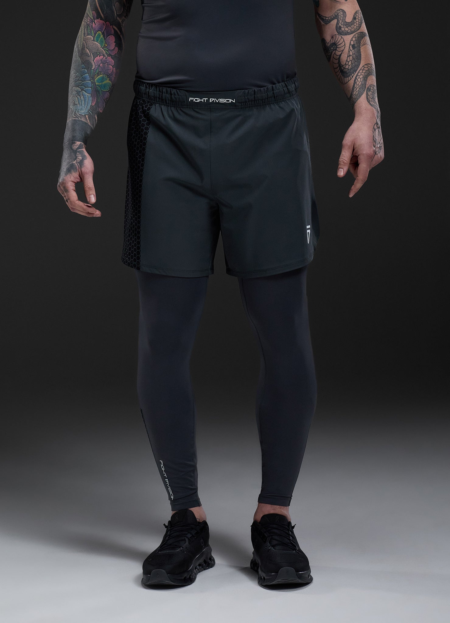 Gym King Fight Division Combat 7" Short - Graphite