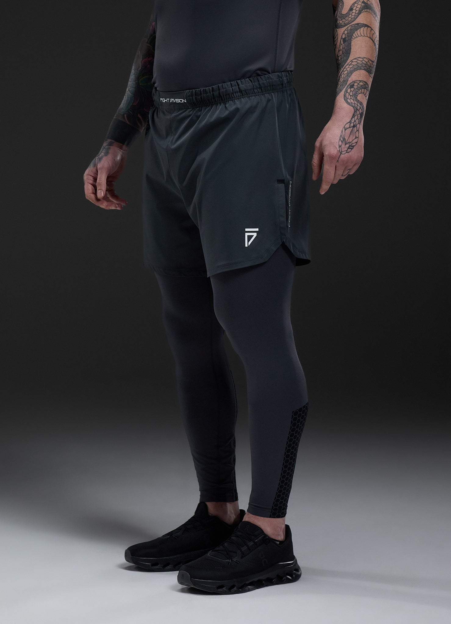 Gym King Fight Division Combat 7" Short - Graphite
