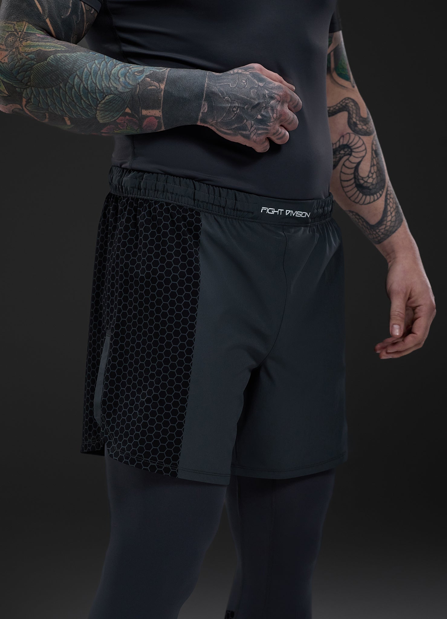 Gym King Fight Division Combat 7" Short - Graphite