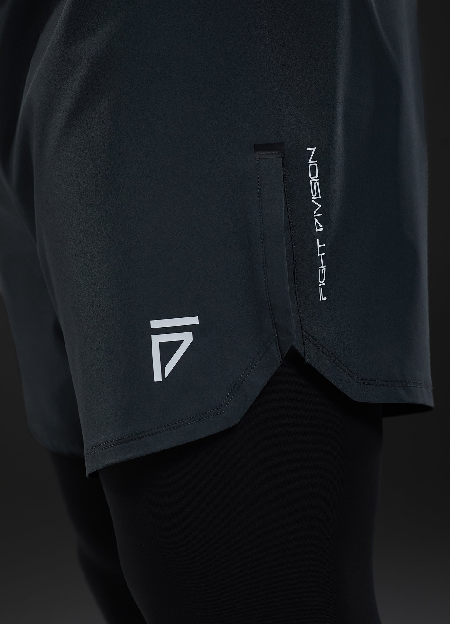 Gym King Fight Division Combat 7" Short - Graphite