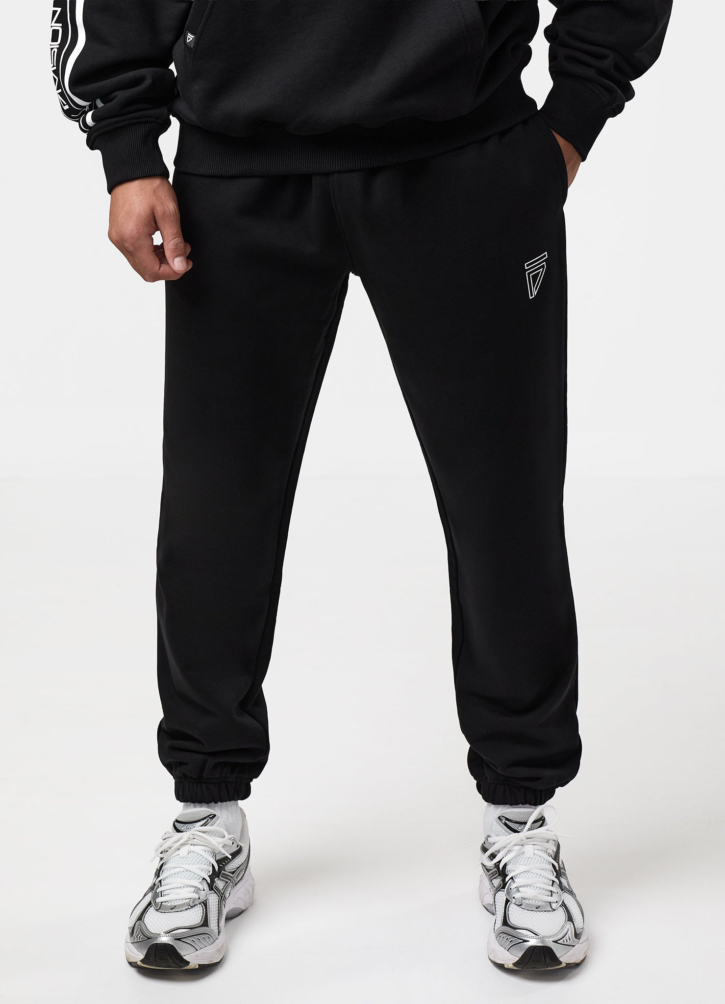 Gym King Fight Division Arch Jogger - Black