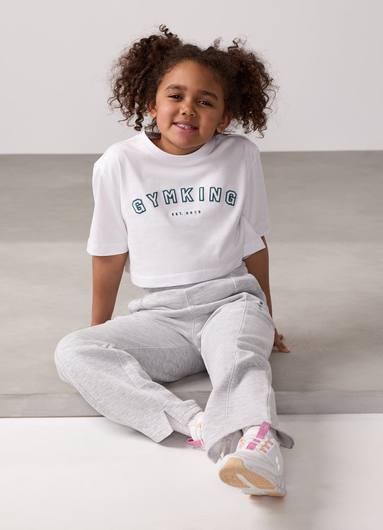 Gym King Kids Shadow Cropped Tee - White/Dusky Fern