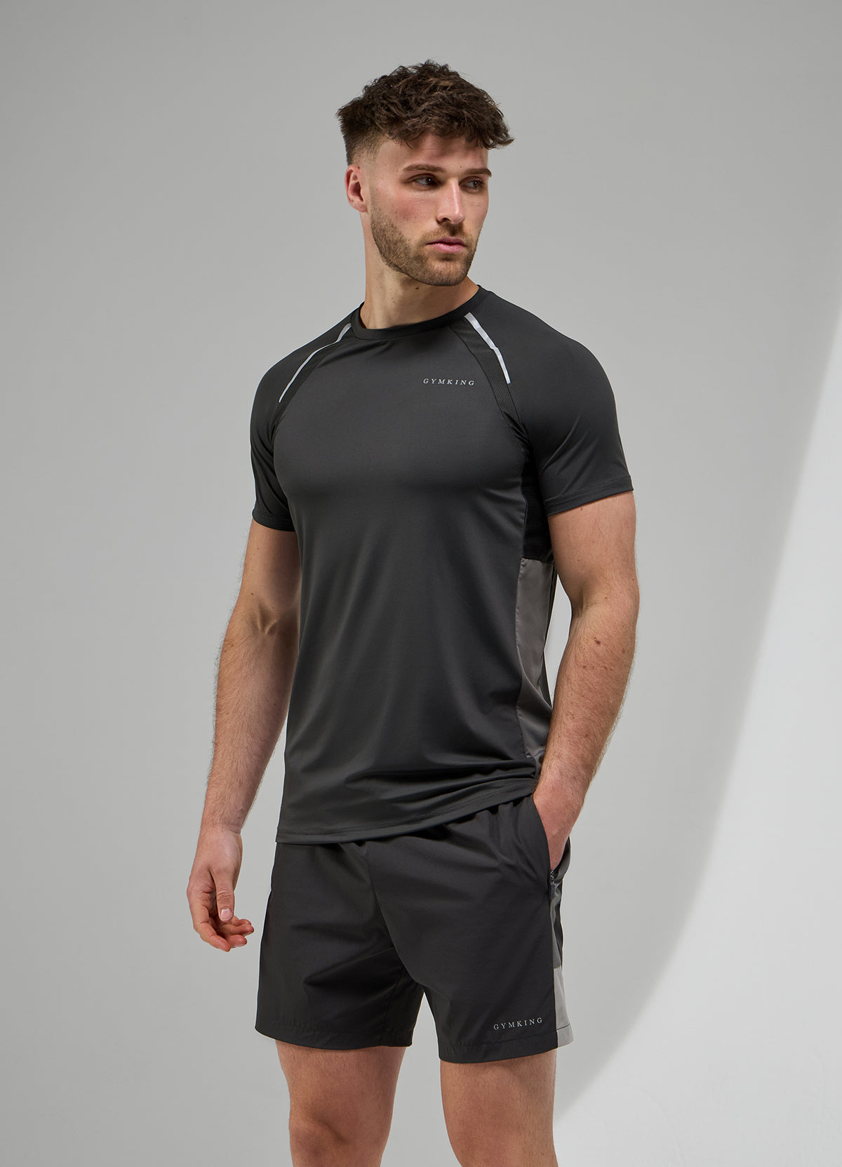 Gym King Focus Woven Tee - Black / Twilight Grey