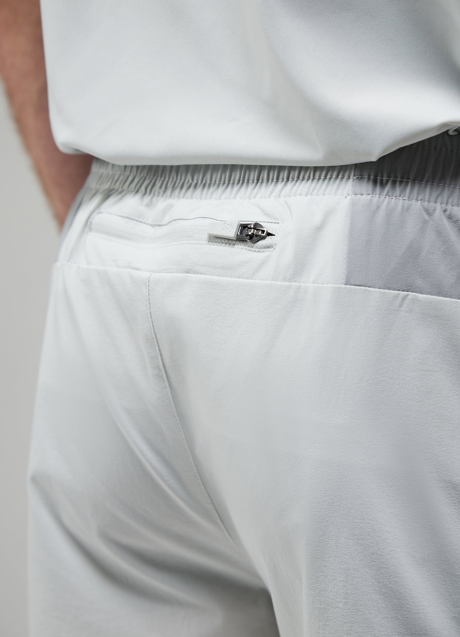 Gym King Focus Woven Short - Light Grey/Urban Grey